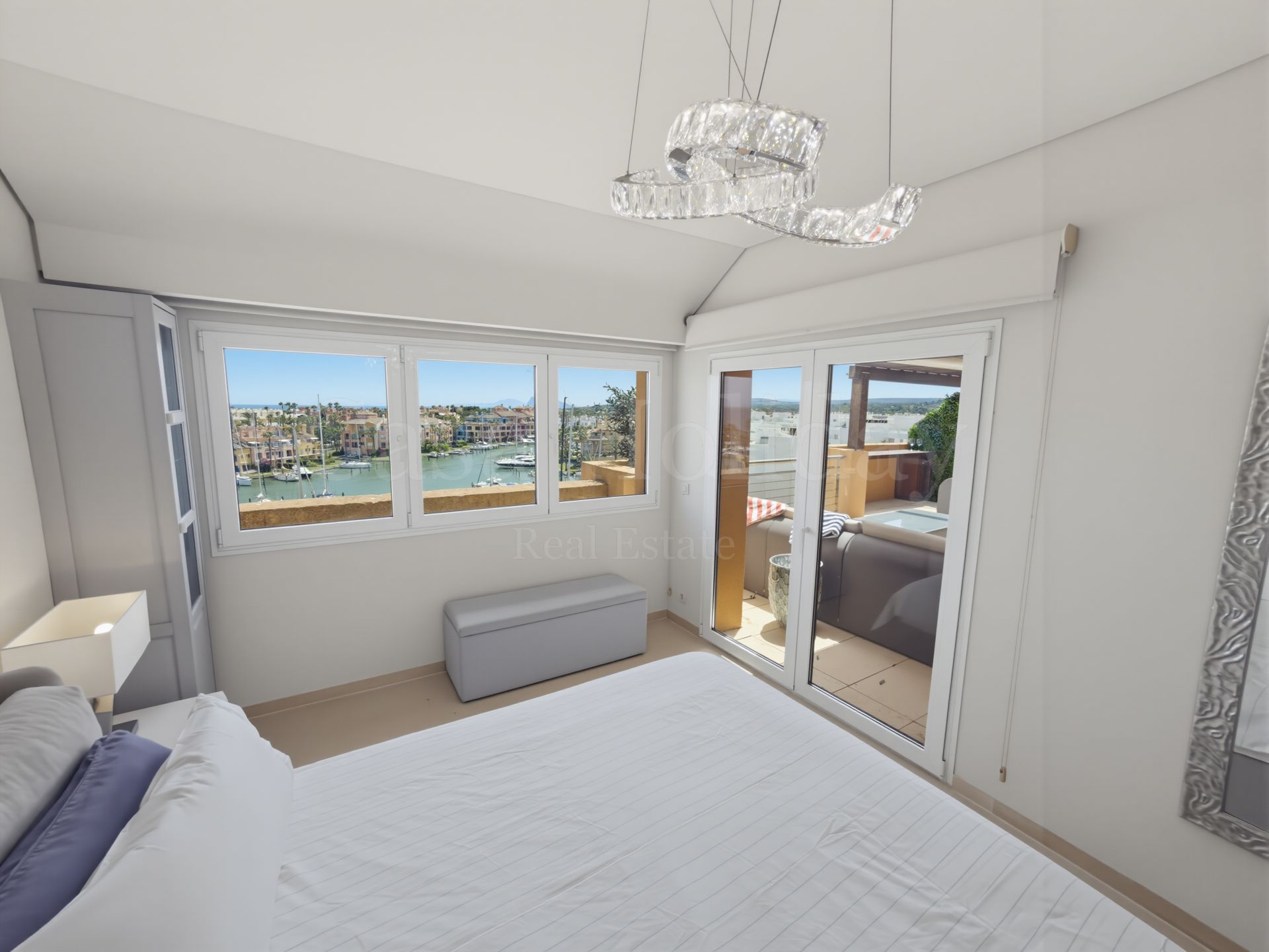 Penthouse in Ribera del Marlin, Sotogrande