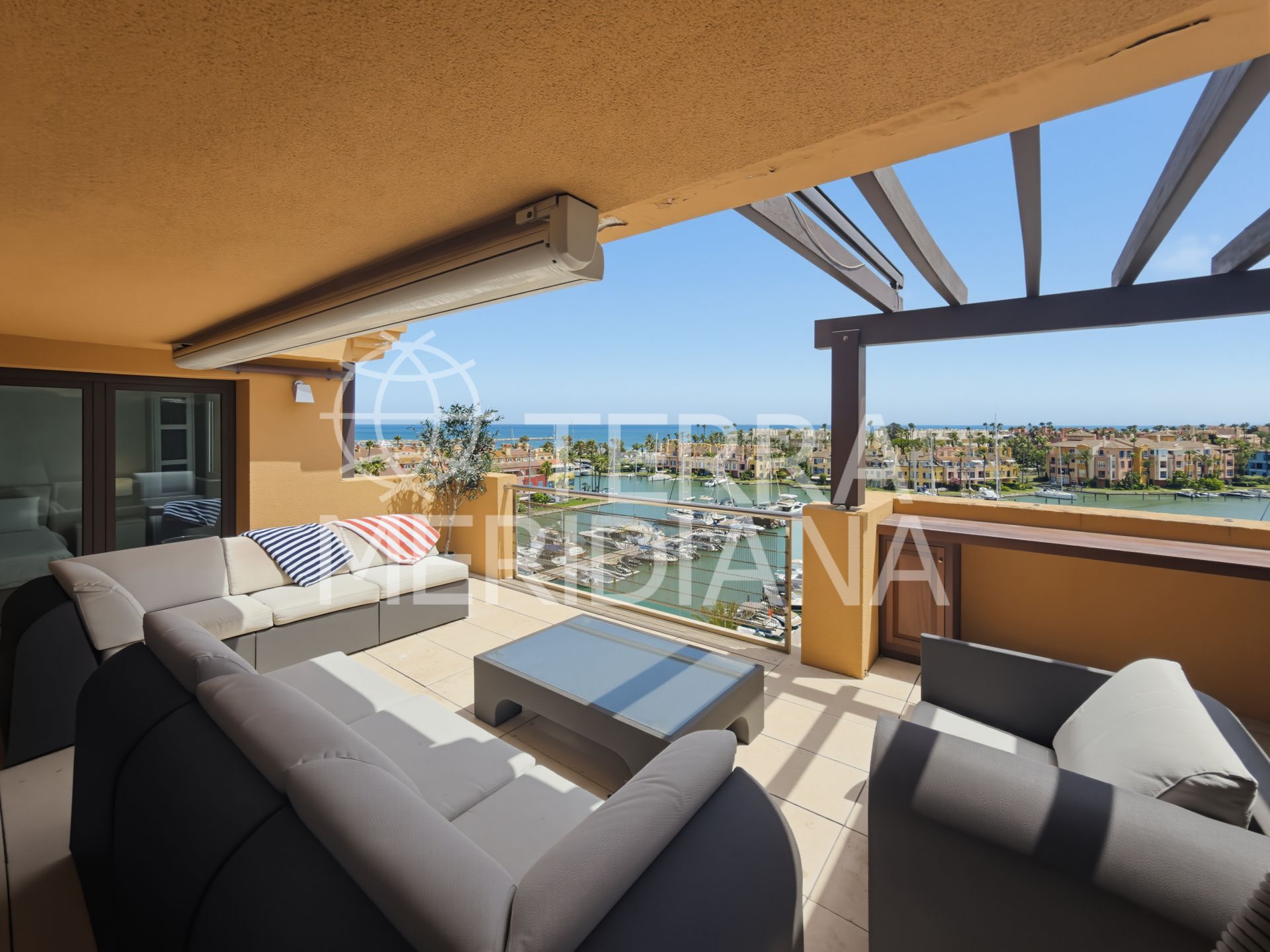 Penthouse in Ribera del Marlin, Sotogrande