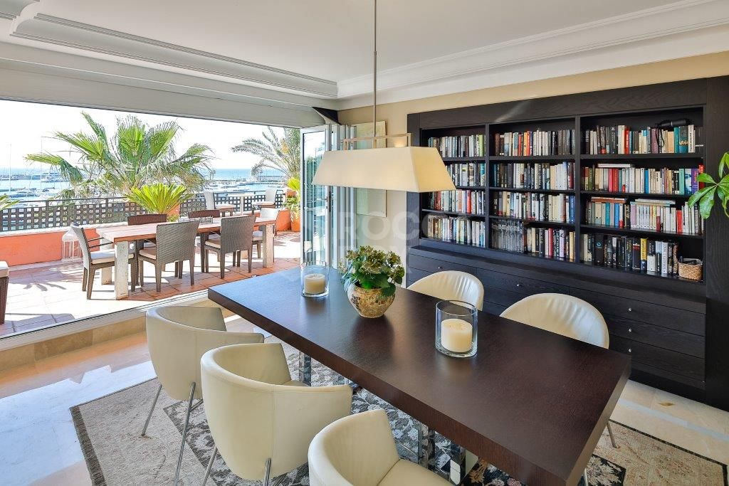 Luxury Penthouse with Stunning Marina and Sea Views in Sotogrande