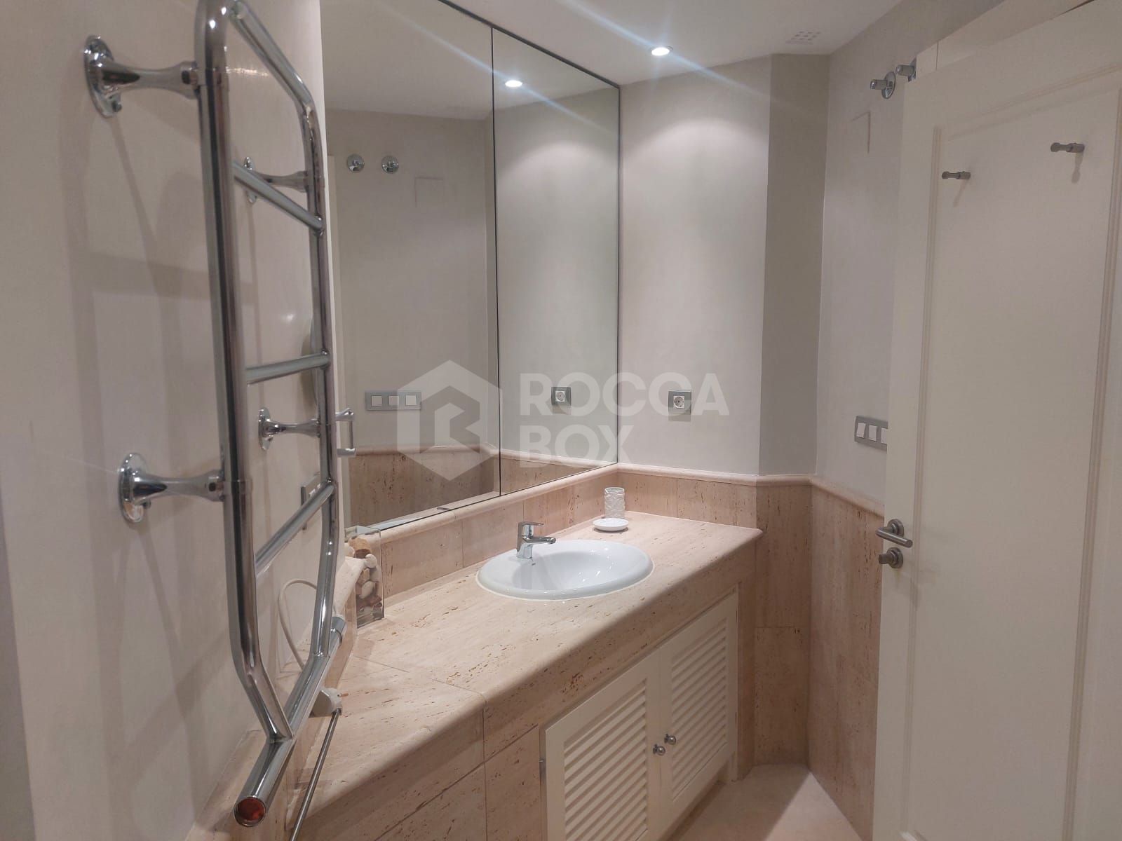 Luxury Penthouse with Stunning Marina and Sea Views in Sotogrande