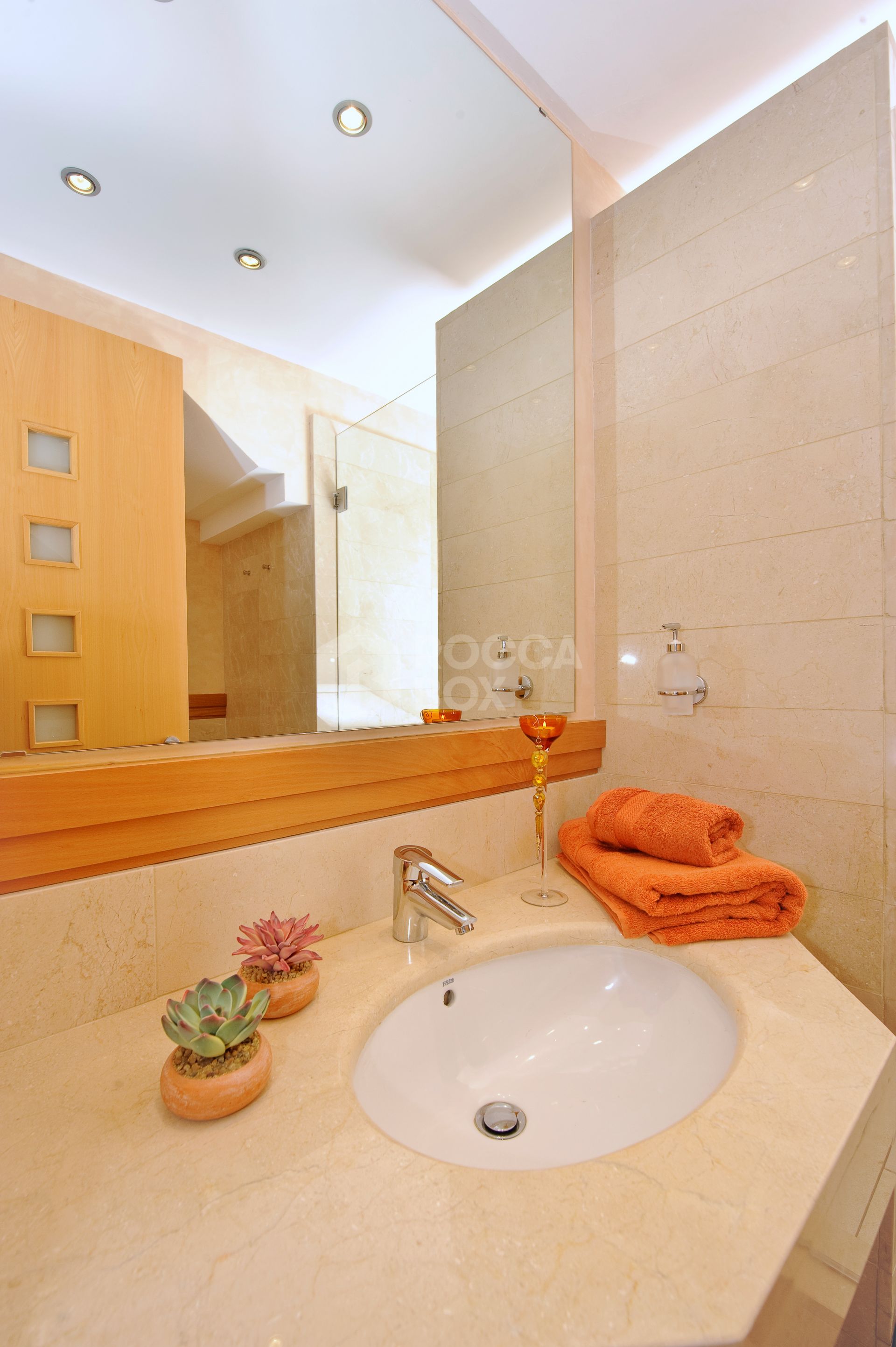 Outstanding frontline golf duplex penthouse