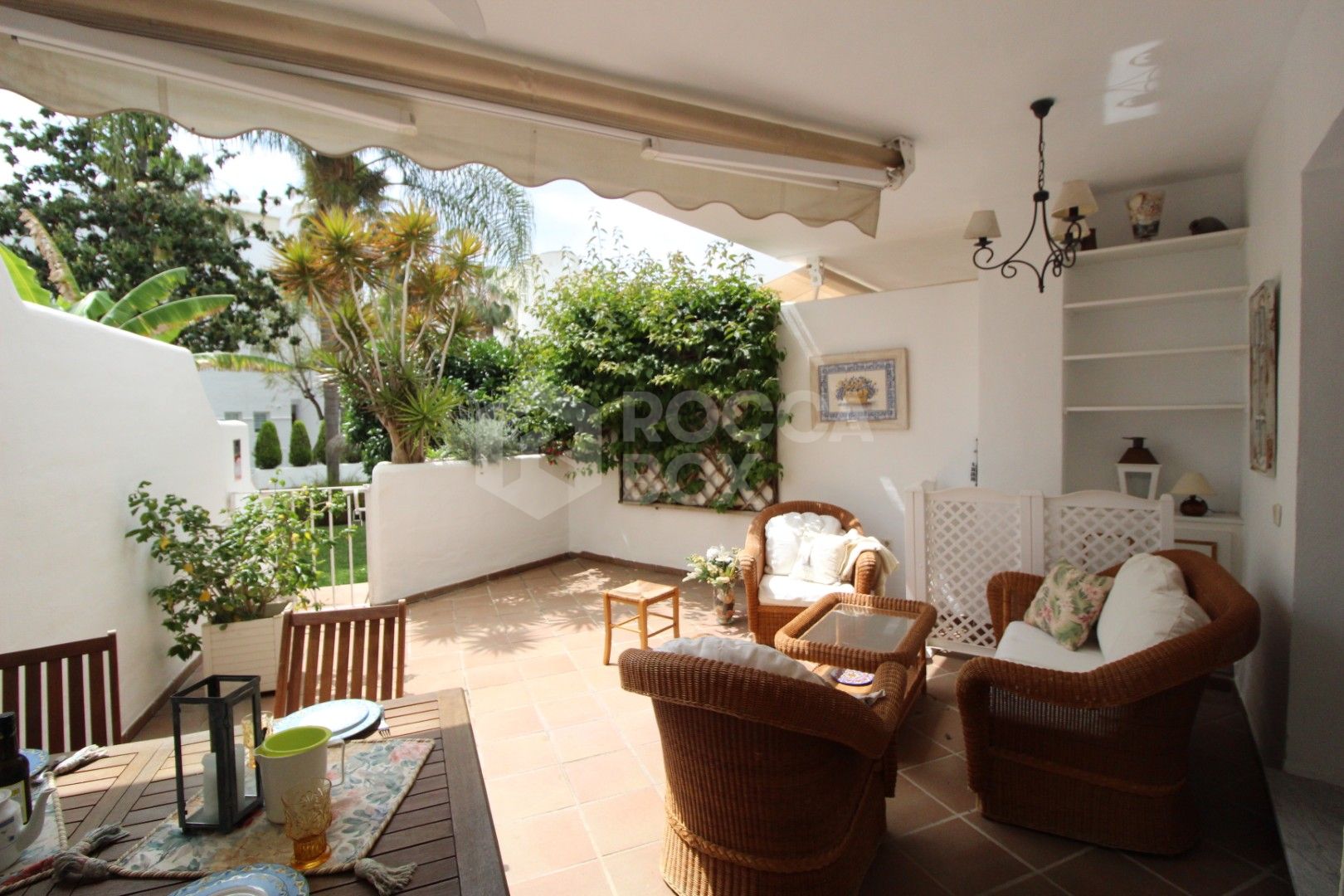 OPORTUNITY IN GOLDEN MILE! GRATE APARTMENT OF 3 BED!