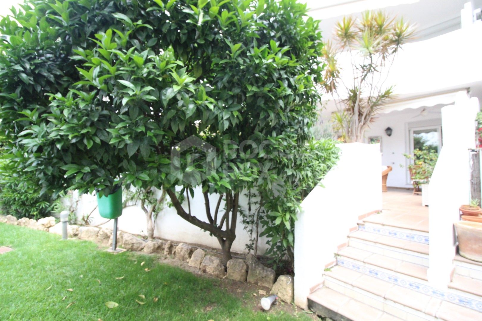 OPORTUNITY IN GOLDEN MILE! GRATE APARTMENT OF 3 BED!