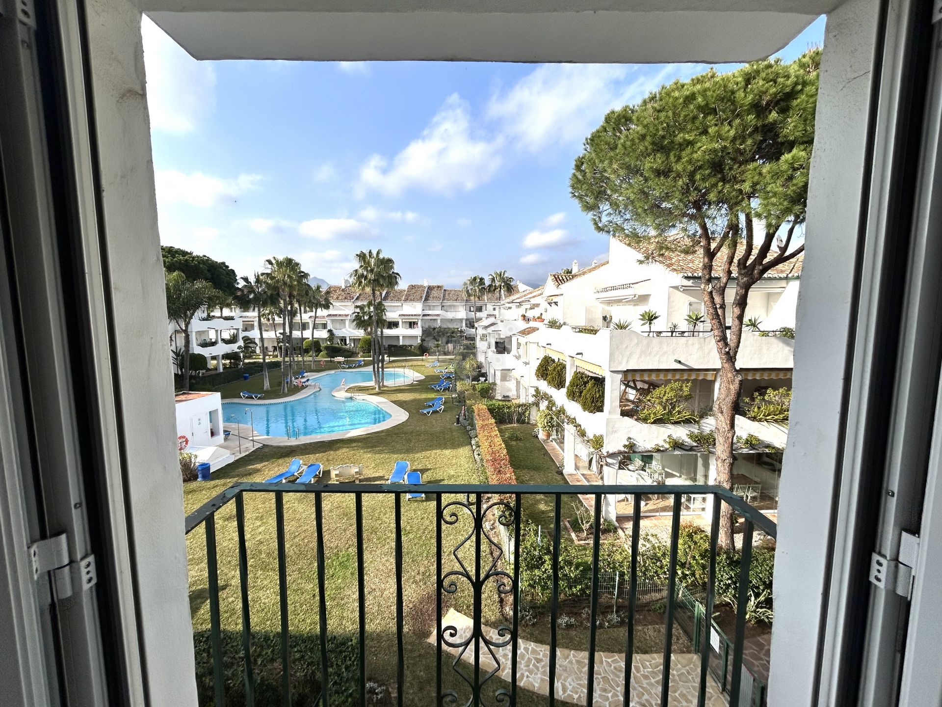 Penthouse in El Presidente, Estepona