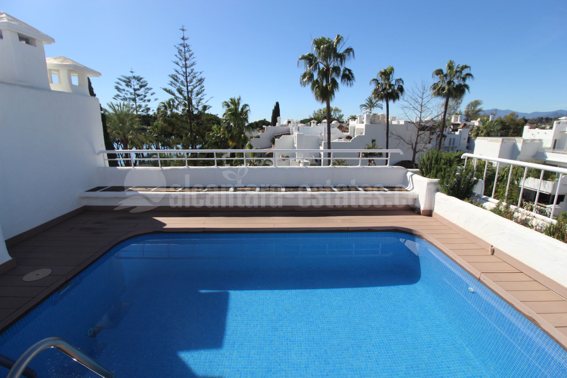 Duplex Penthouse in Marbella Golden Mile, Marbella