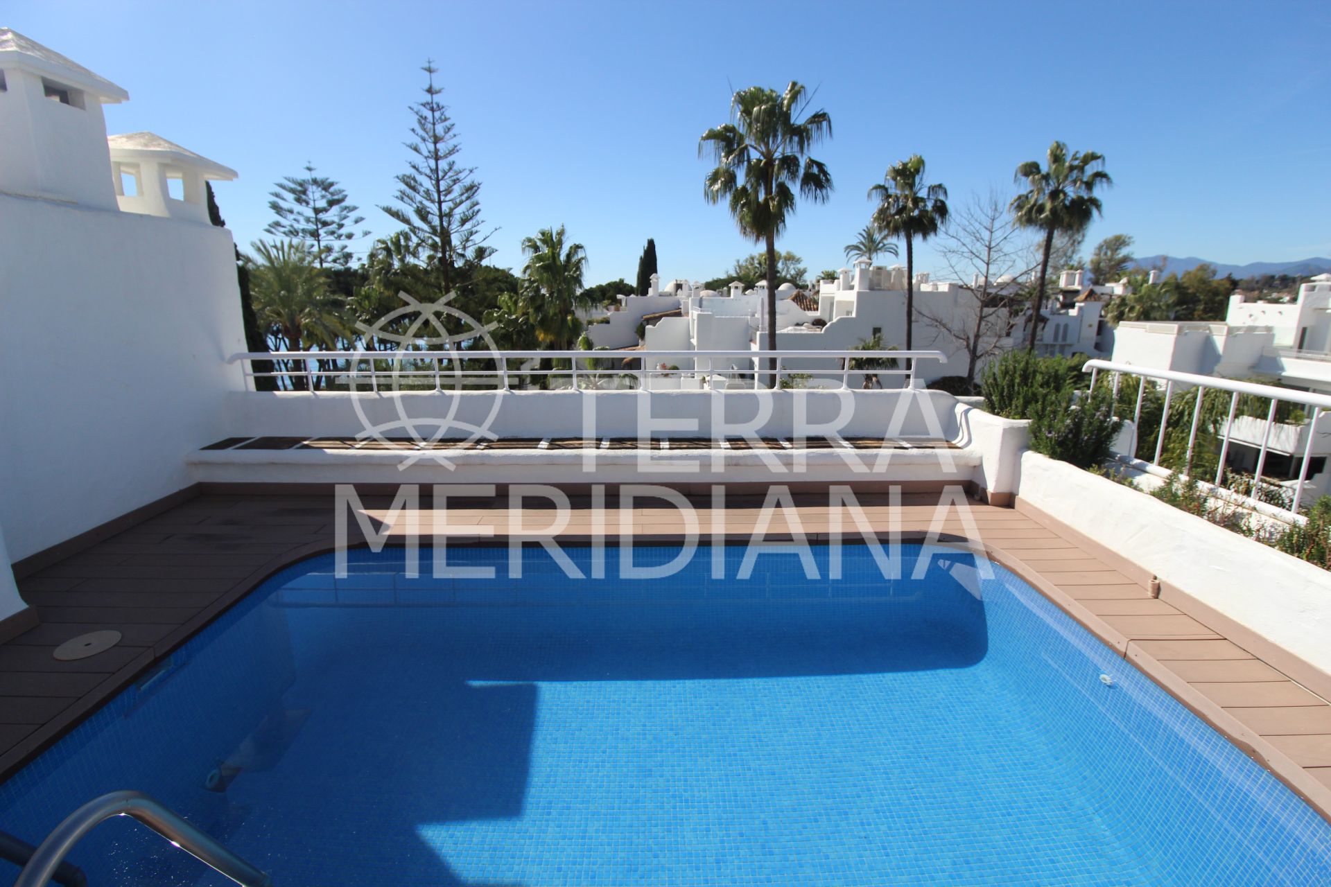 Duplex Penthouse in Marbella Golden Mile, Marbella