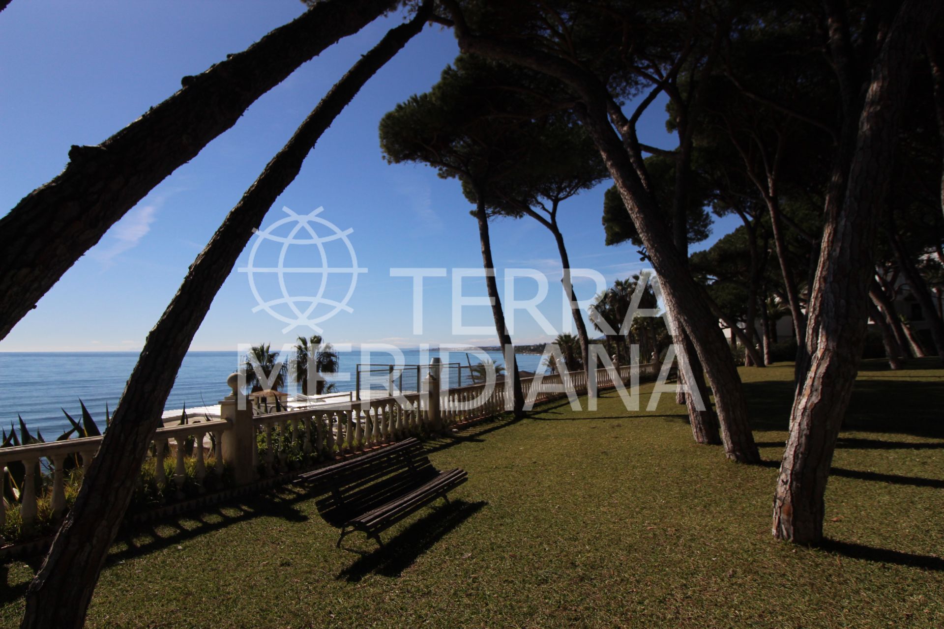 Duplex Penthouse in Marbella Golden Mile, Marbella