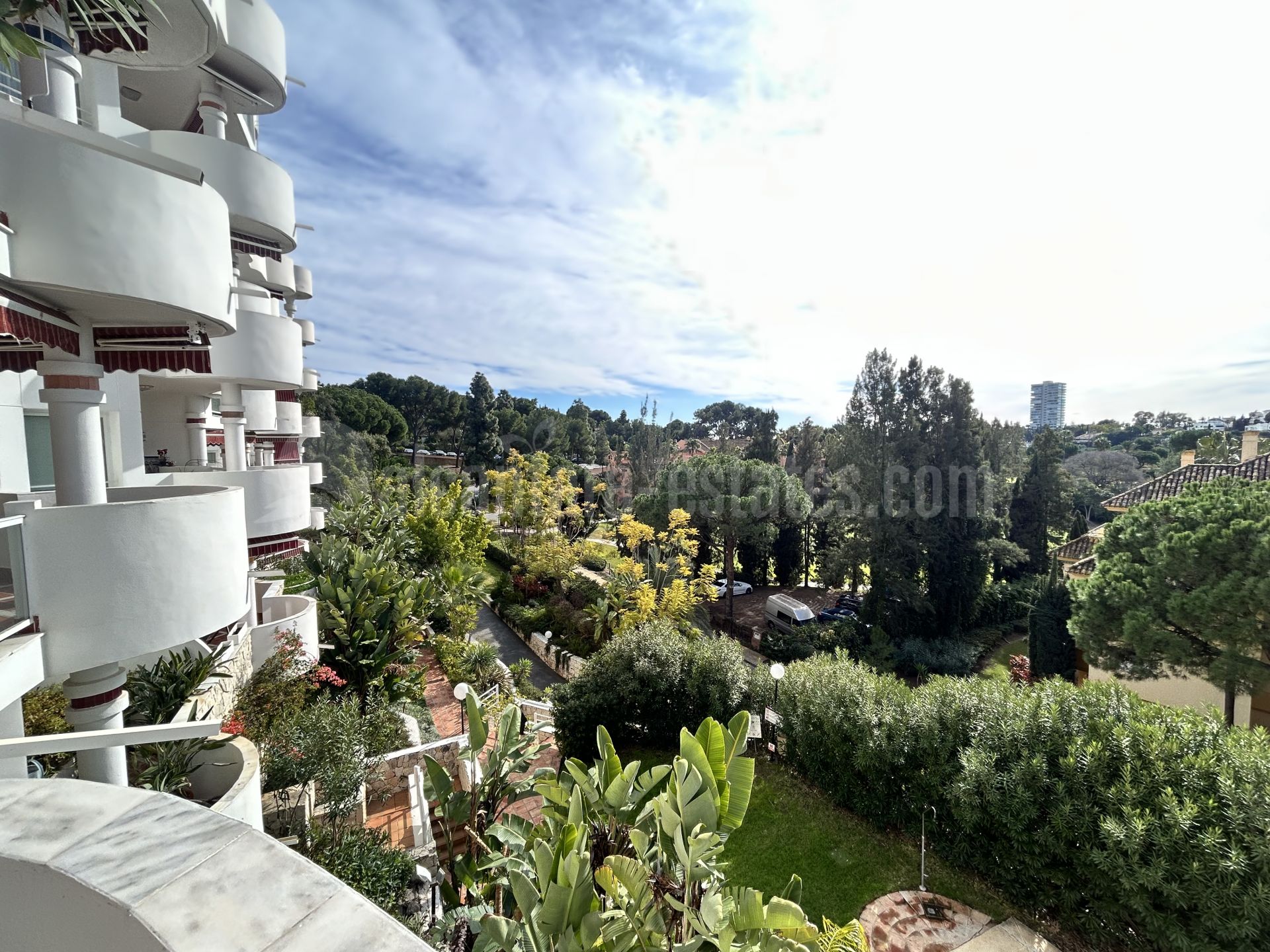 Apartment in Rio Real Golf, Marbella