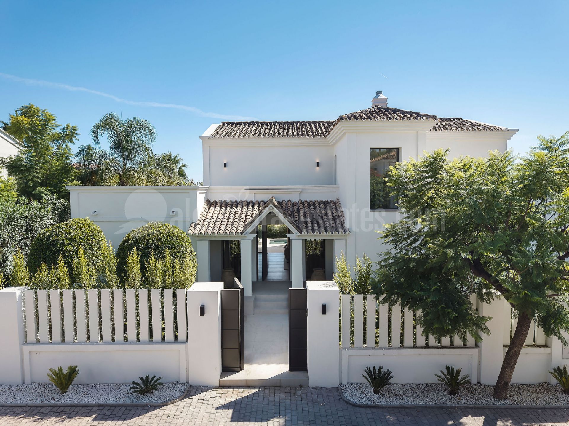 Villa en Los Naranjos, Marbella