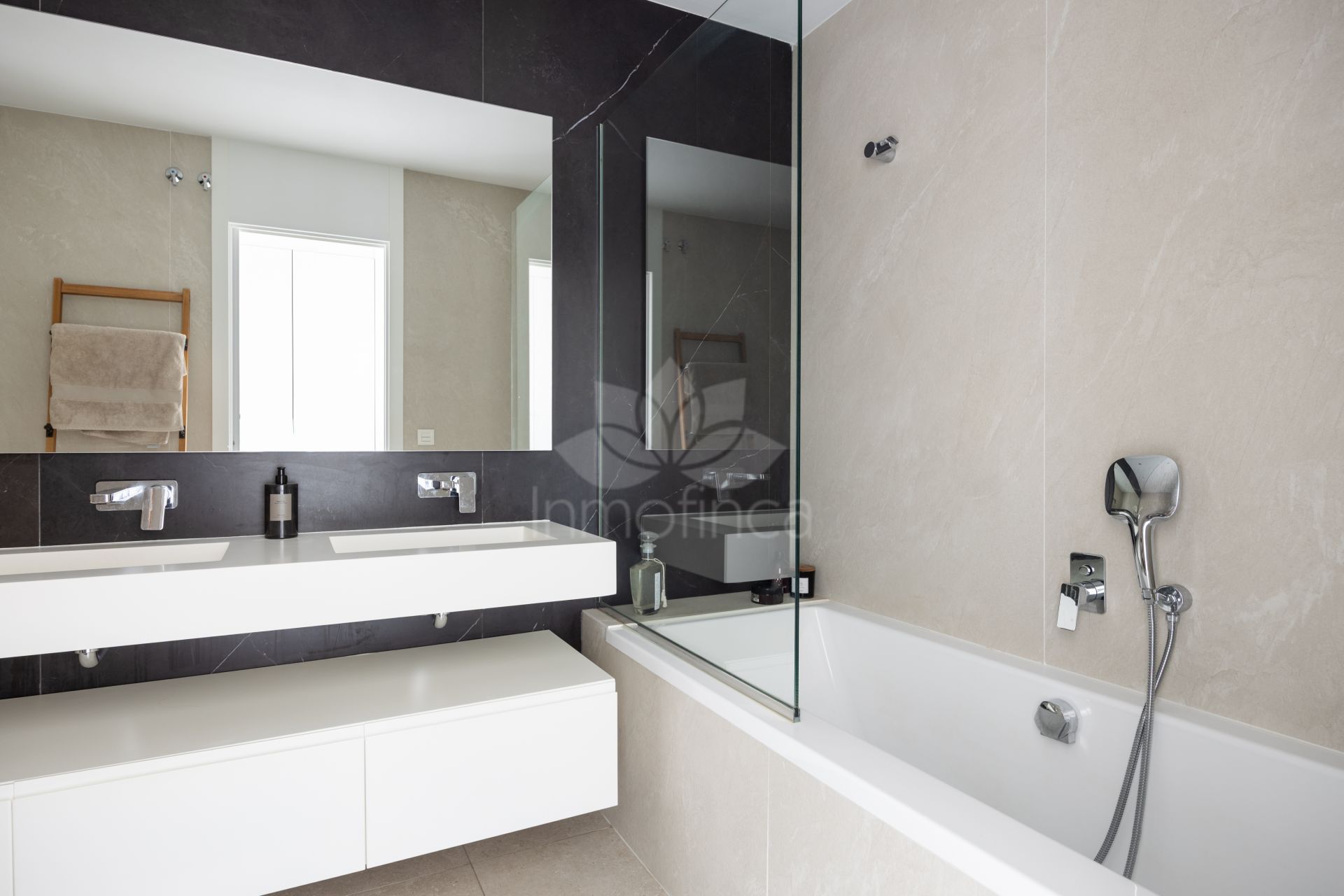 Apartamento en La Quinta, Benahavis