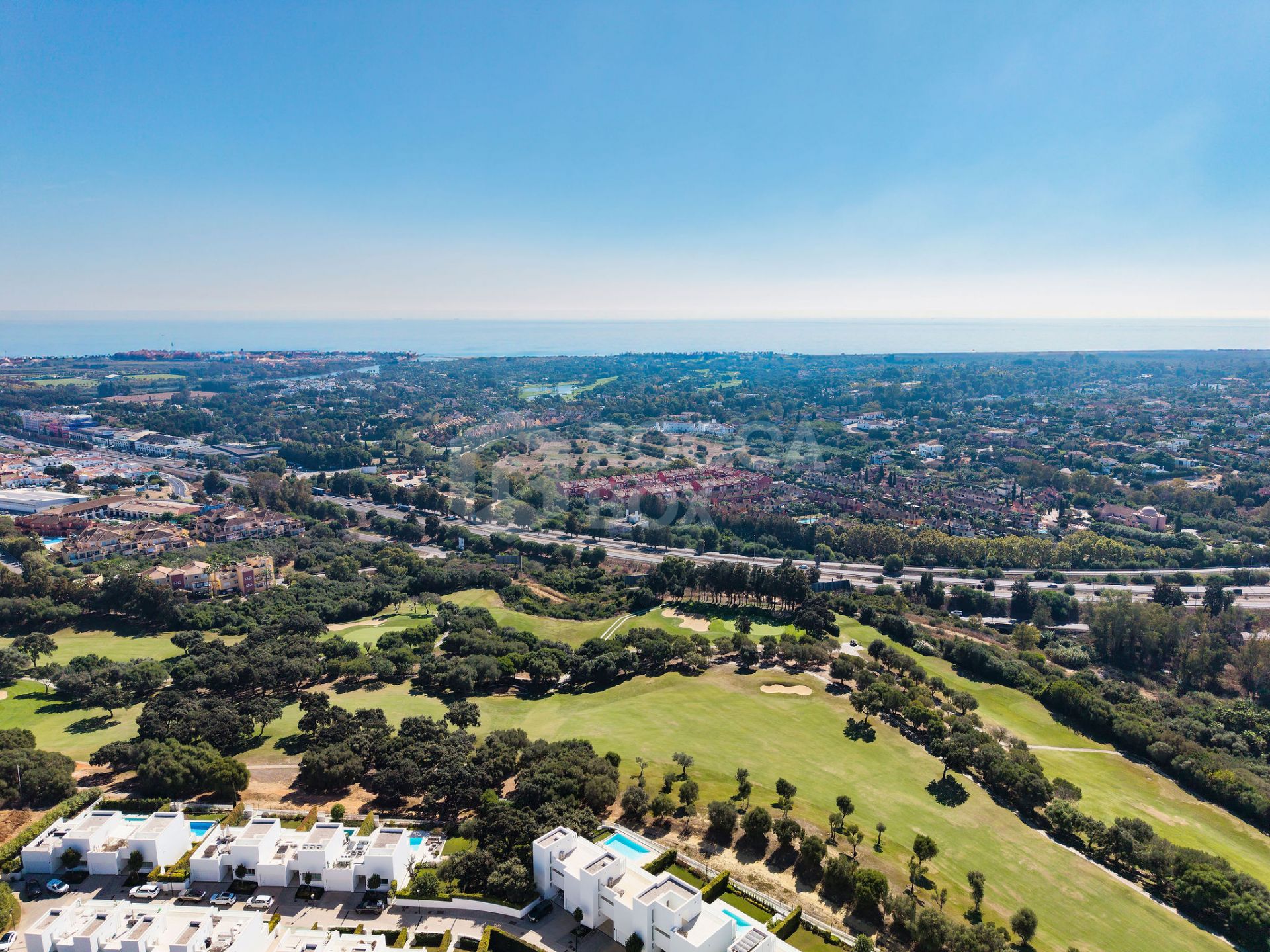 Contemporary Frontline Golf Villa with Panoramic Views in La Reserva, Sotogrande