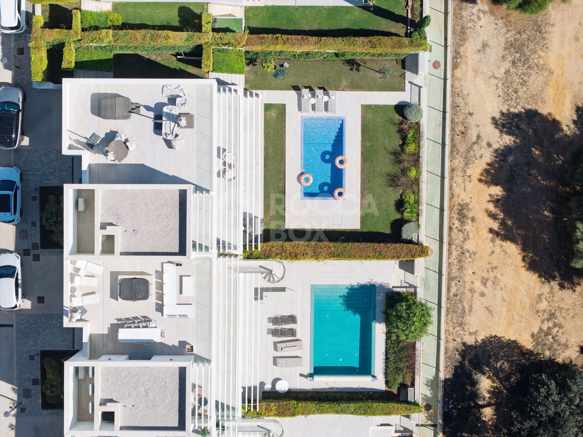 Contemporary Frontline Golf Villa with Panoramic Views in La Reserva, Sotogrande