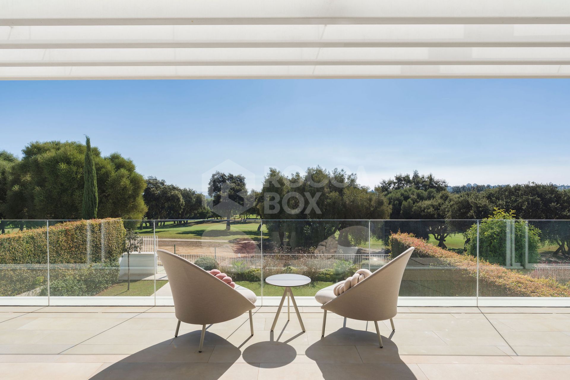 Contemporary Frontline Golf Villa with Panoramic Views in La Reserva, Sotogrande