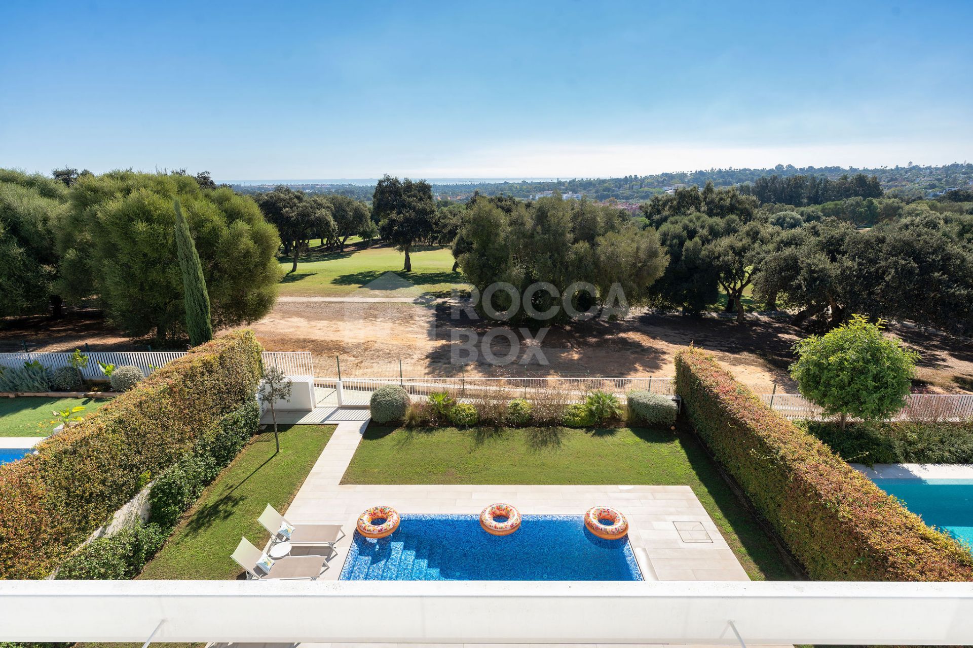 Contemporary Frontline Golf Villa with Panoramic Views in La Reserva, Sotogrande