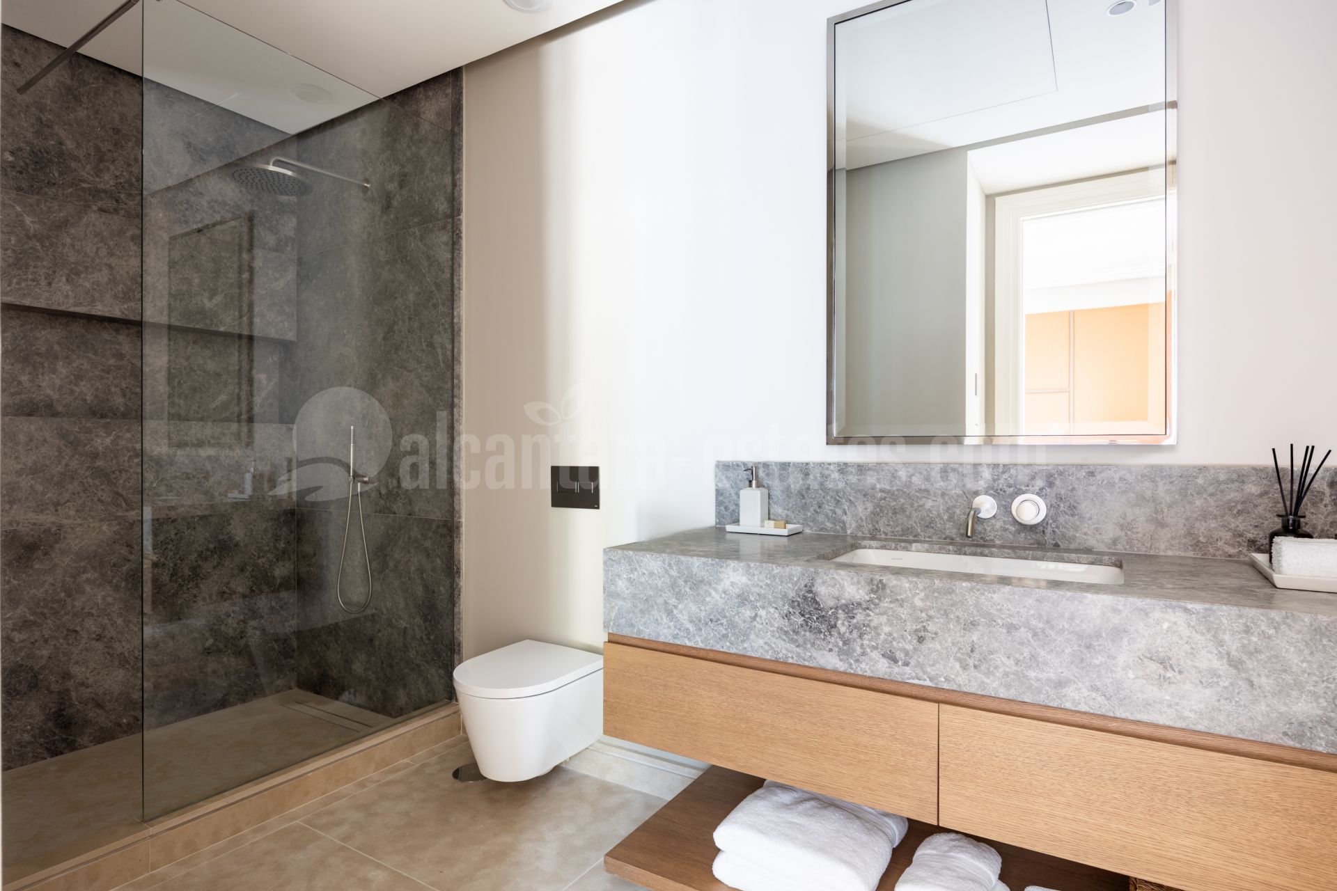 Villa in Cascada de Camojan, Marbella