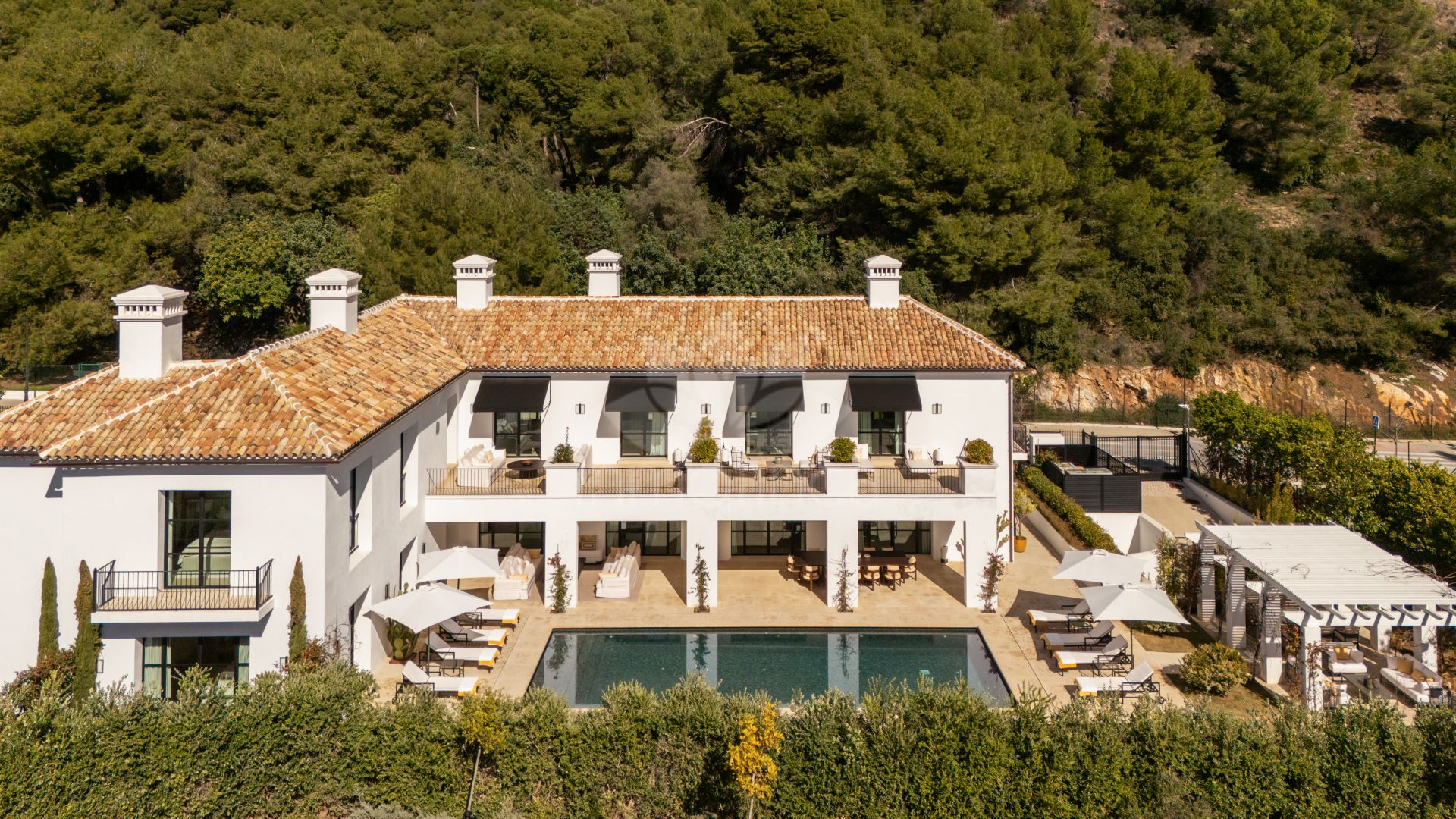Villa en Cascada de Camojan, Marbella