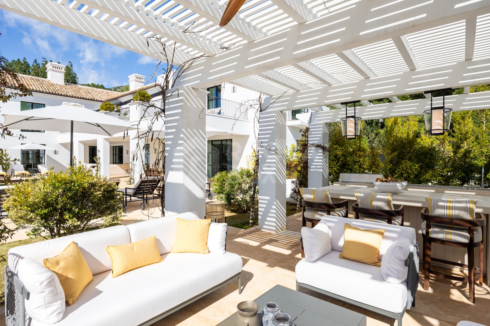 Casa Angelico in Cascada de Camoján offers timeless elegance, panoramic Mediterranean views, and luxury living in Marbella’s most exclusive enclave.