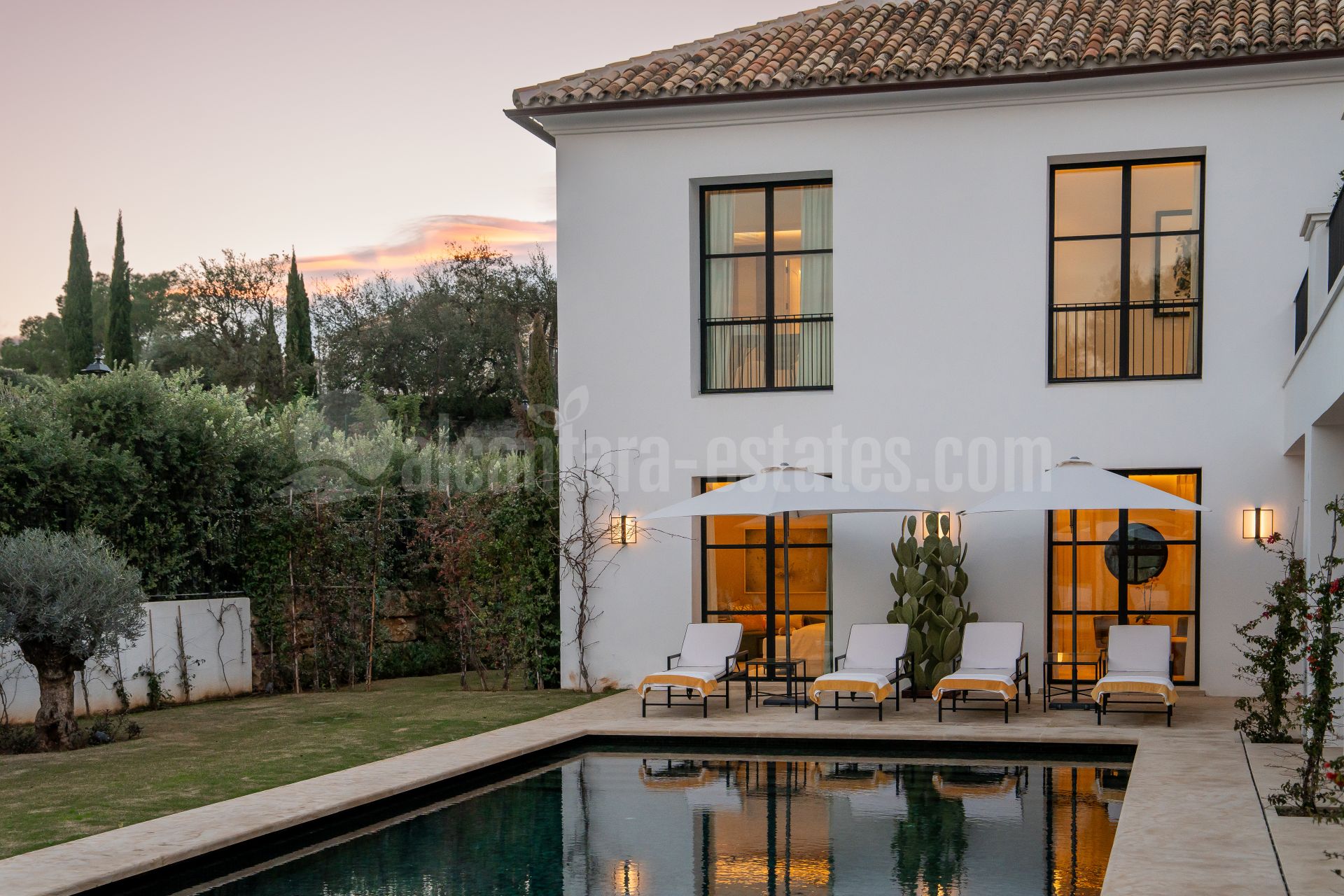 Villa in Cascada de Camojan, Marbella