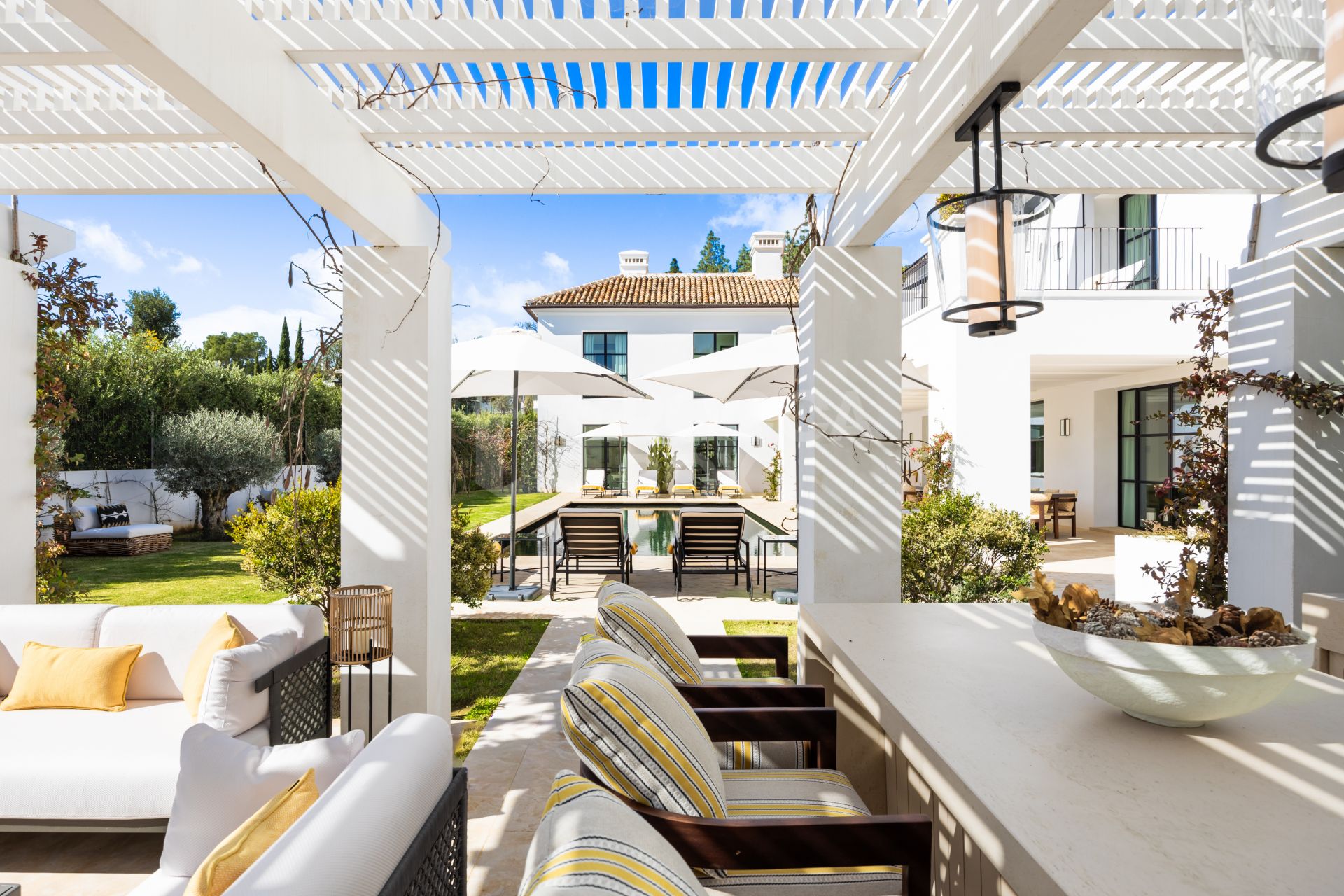 Casa Angelico in Cascada de Camoján offers timeless elegance, panoramic Mediterranean views, and luxury living in Marbella’s most exclusive enclave.