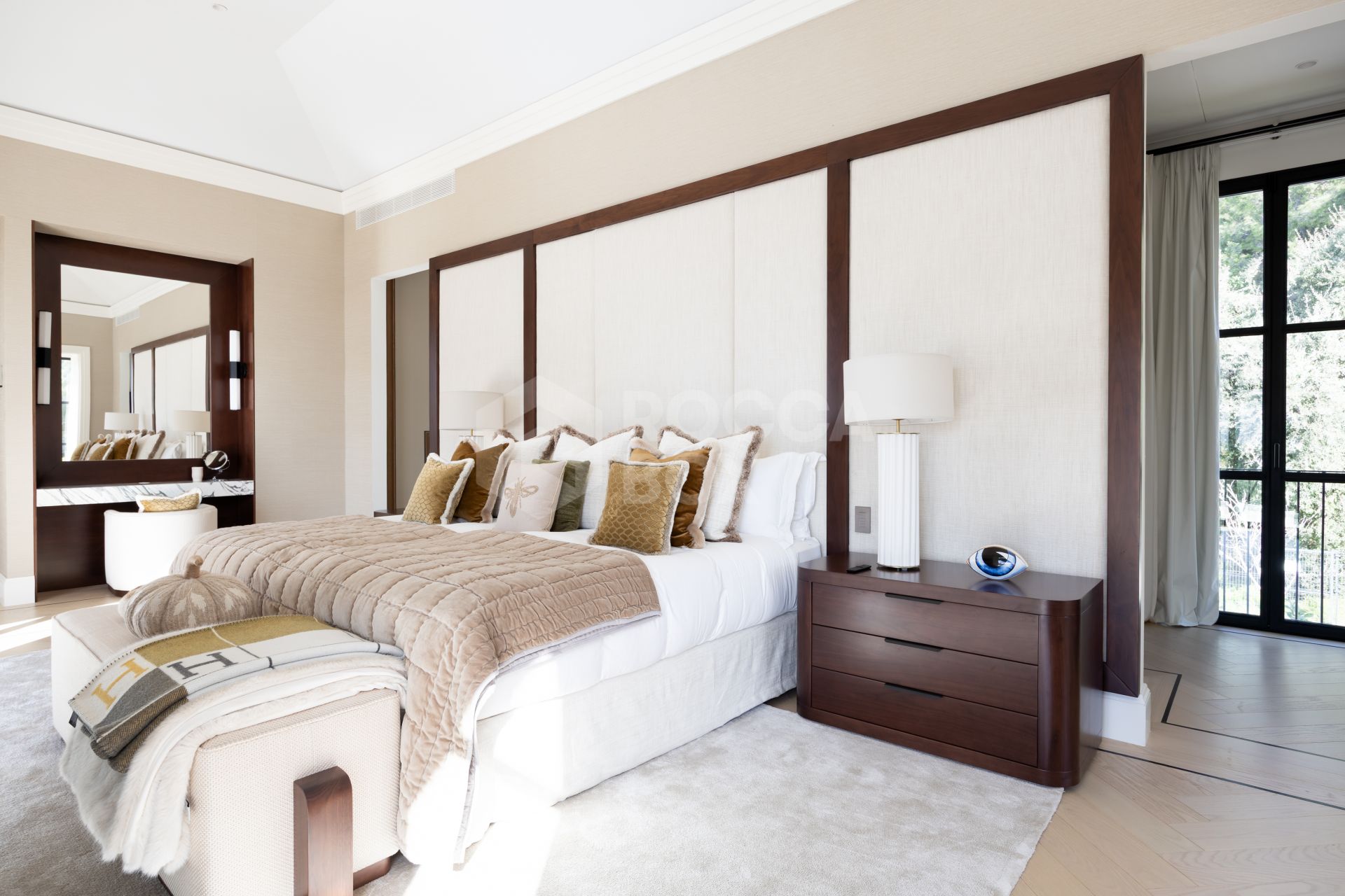 Casa Angelico in Cascada de Camoján offers timeless elegance, panoramic Mediterranean views, and luxury living in Marbella’s most exclusive enclave.