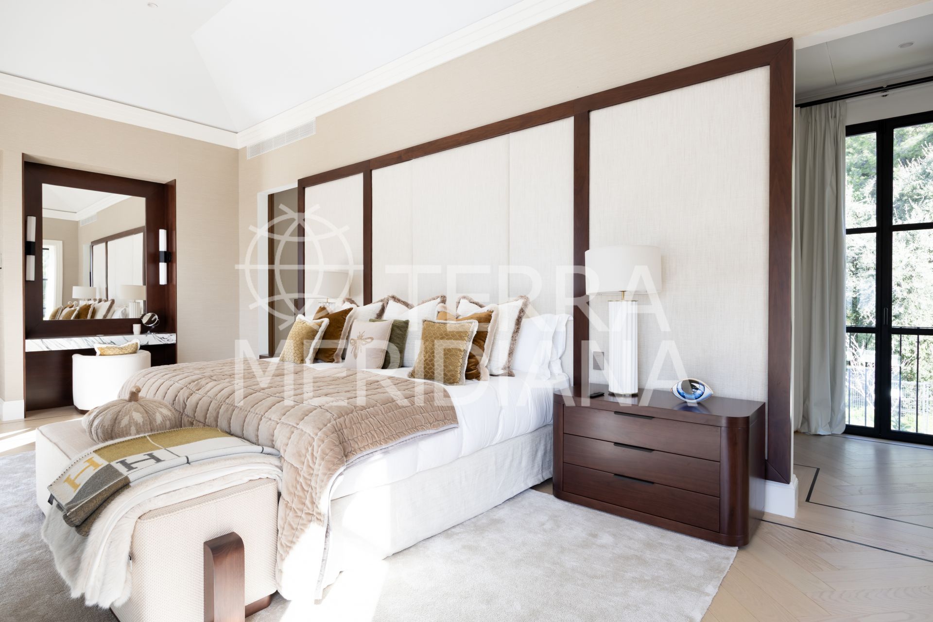 Villa in Cascada de Camojan, Marbella