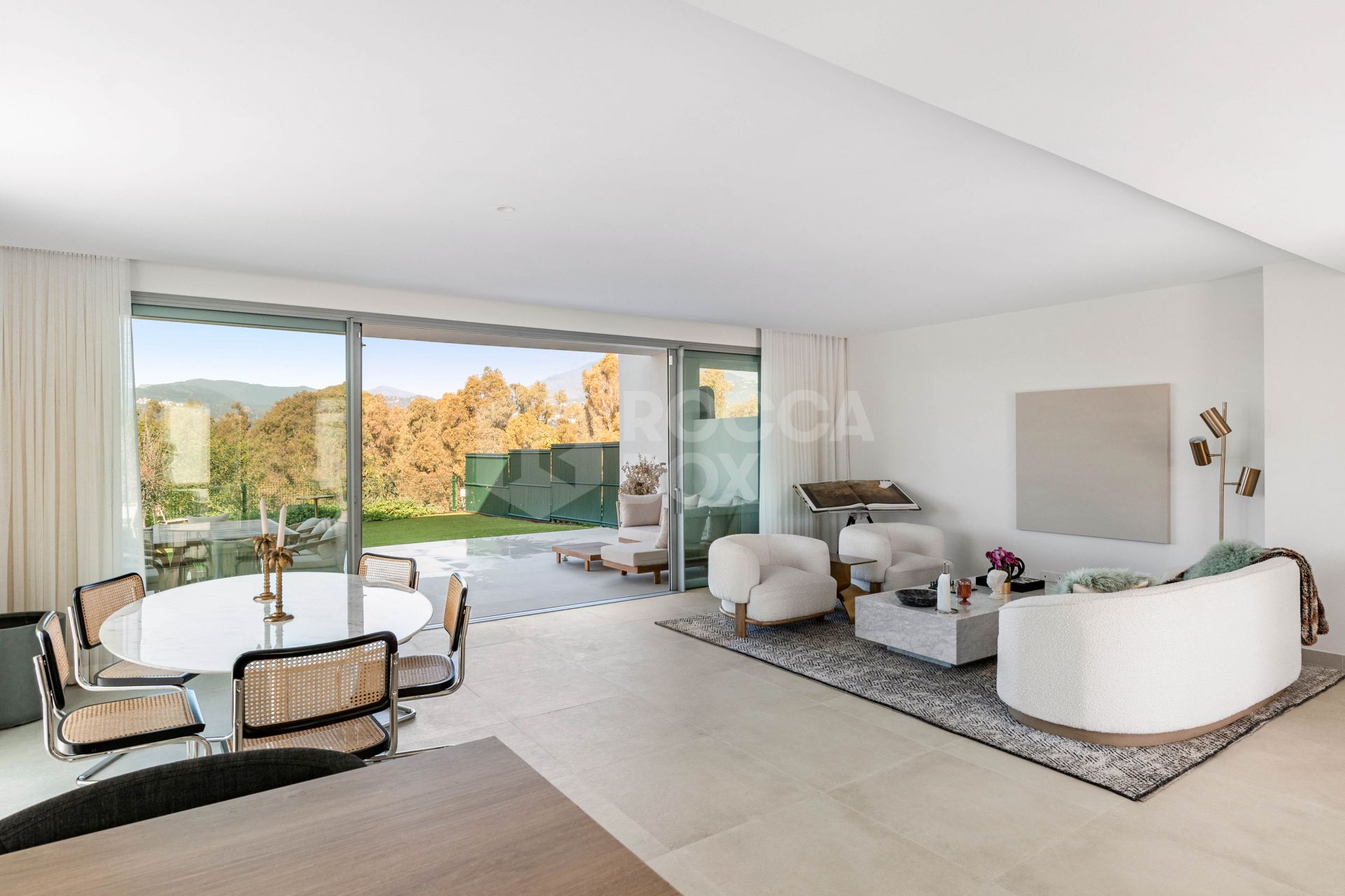 Semi-detached Villa Treetops in Guadalmina, a luxurious contemporary villa with mountain views