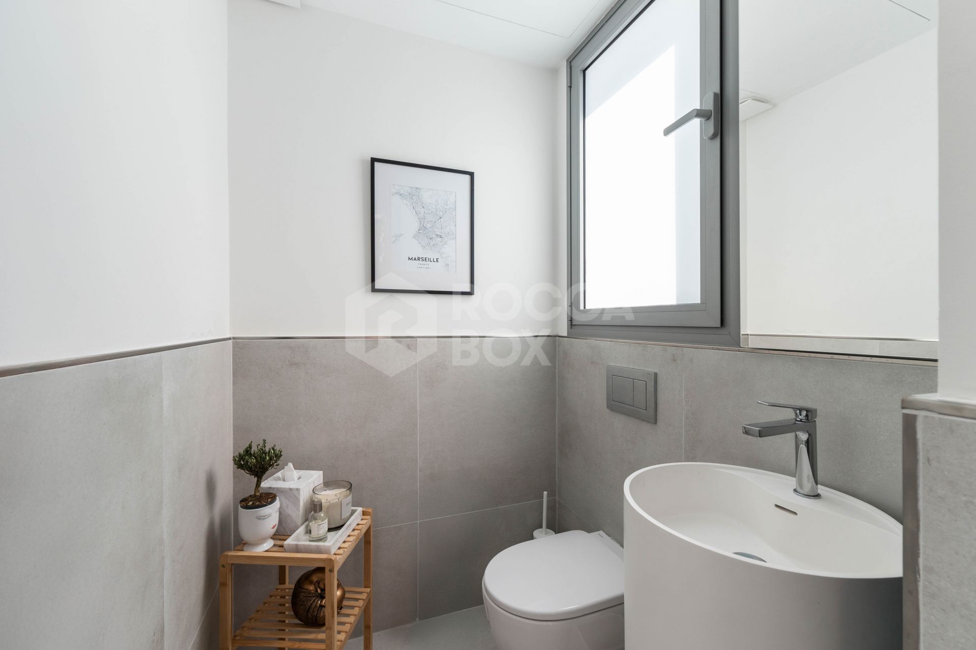 Semi-detached Villa Treetops in Guadalmina, a luxurious contemporary villa with mountain views