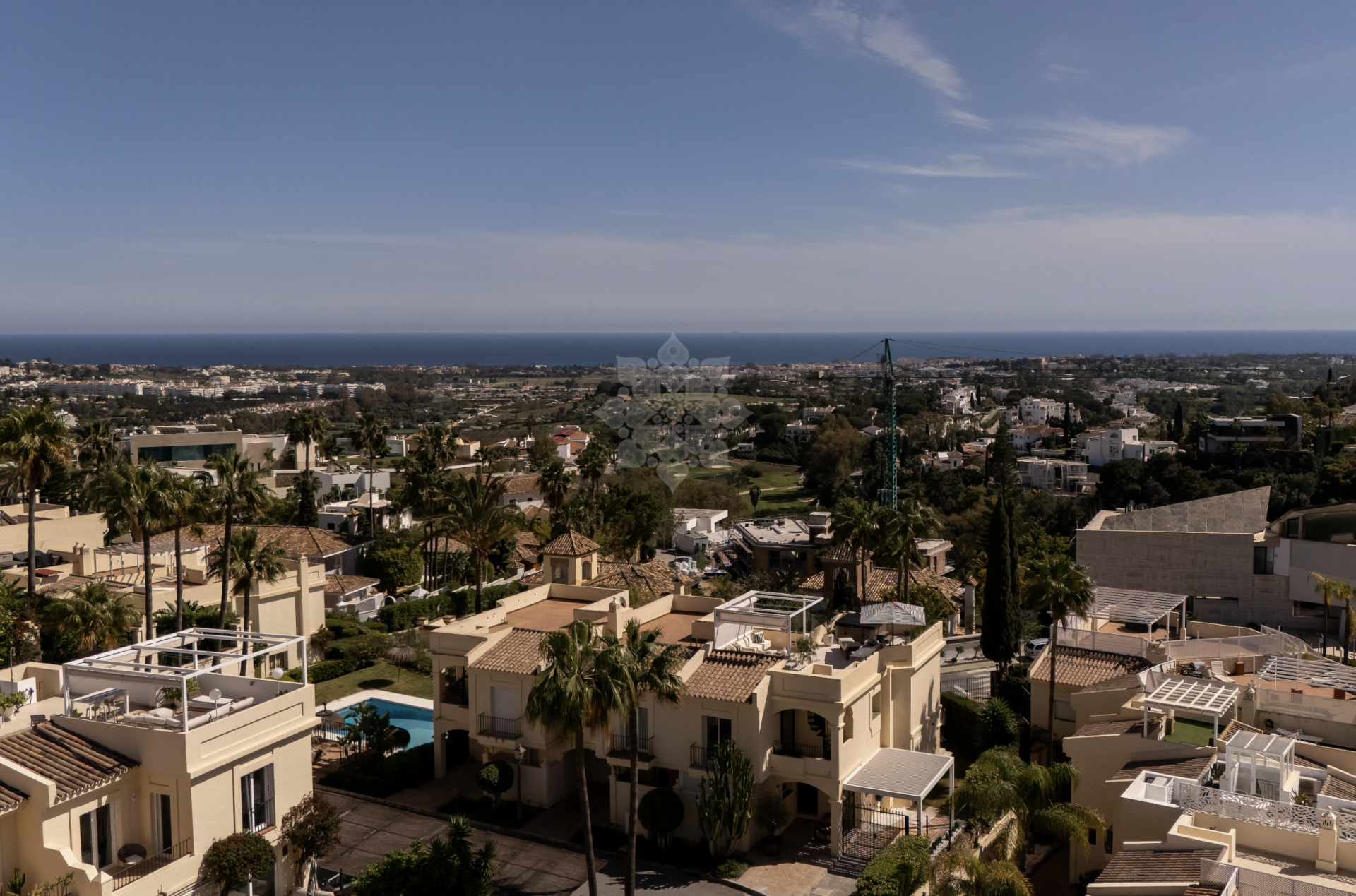 Dom szeregowy w El Herrojo, Benahavis