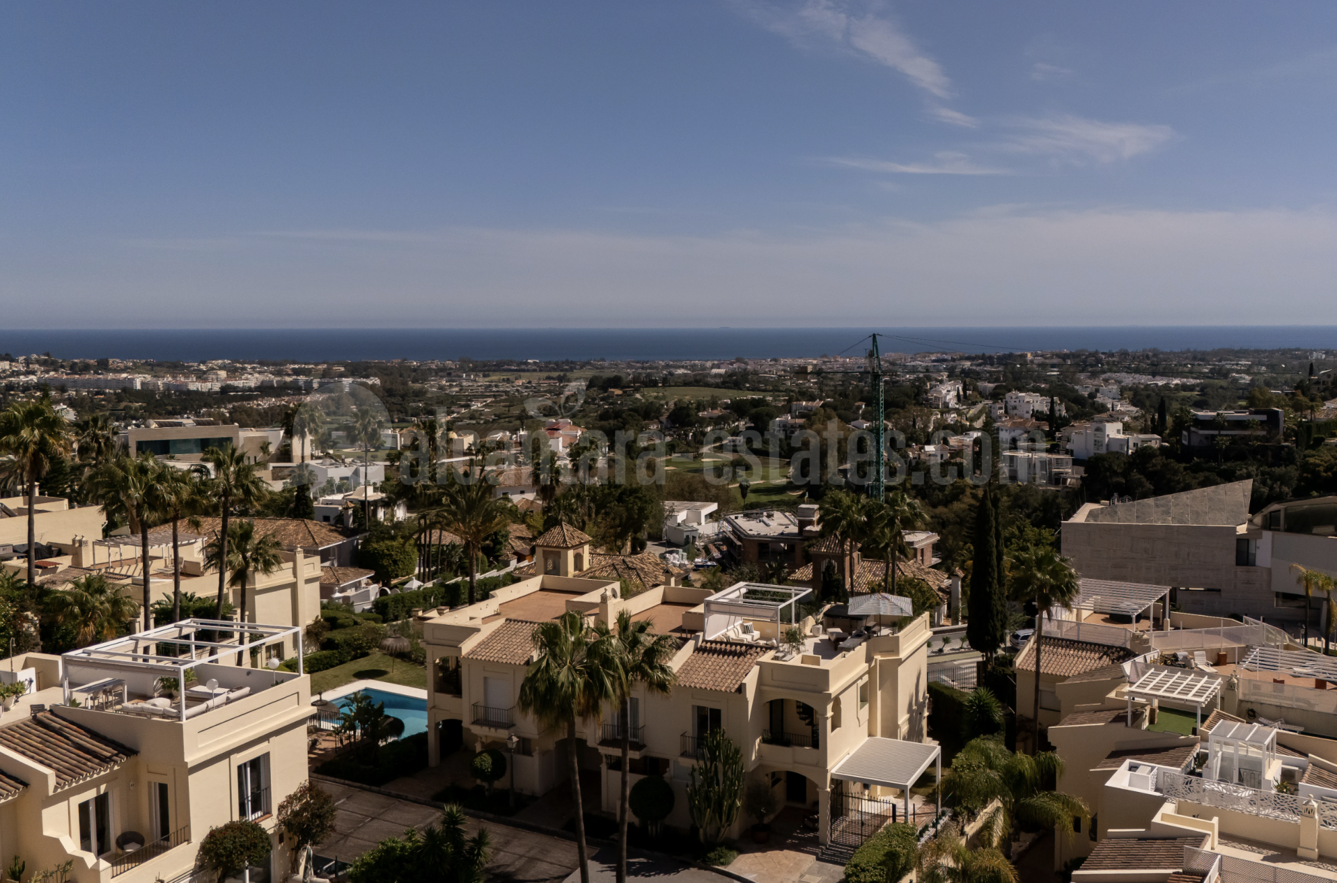 Town House in El Herrojo, Benahavis