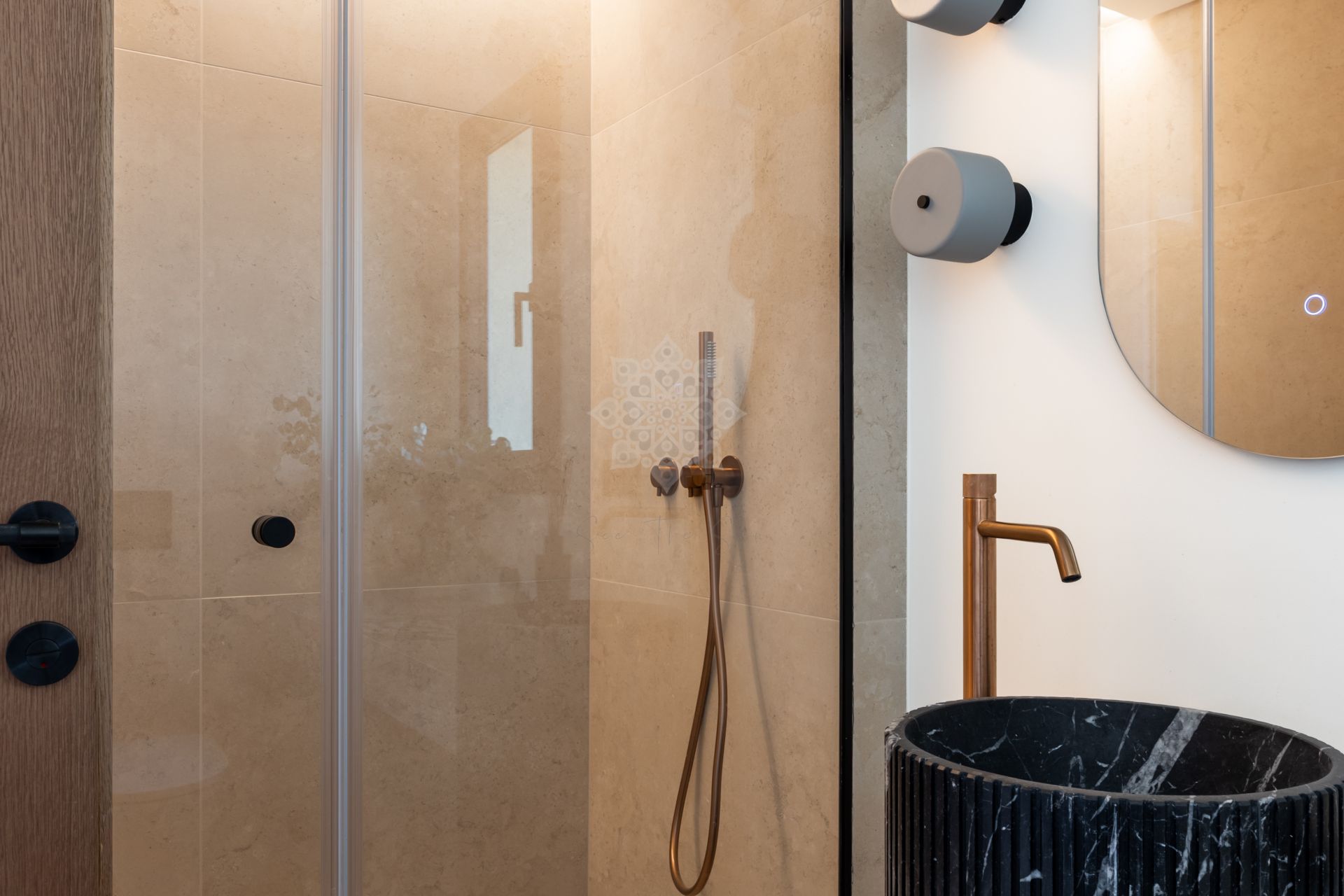 Dom szeregowy w El Herrojo, Benahavis