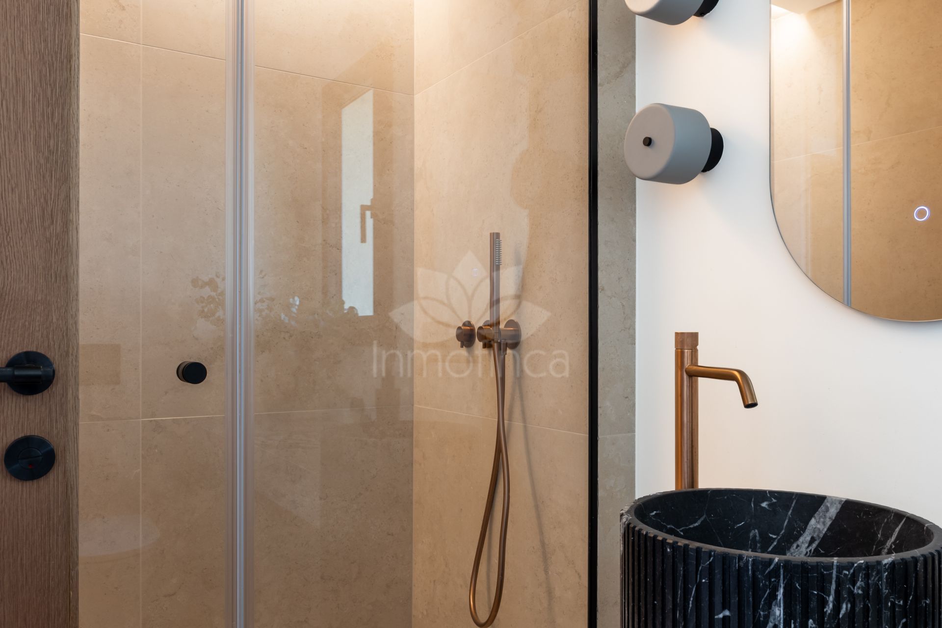 Adosado en El Herrojo, Benahavis