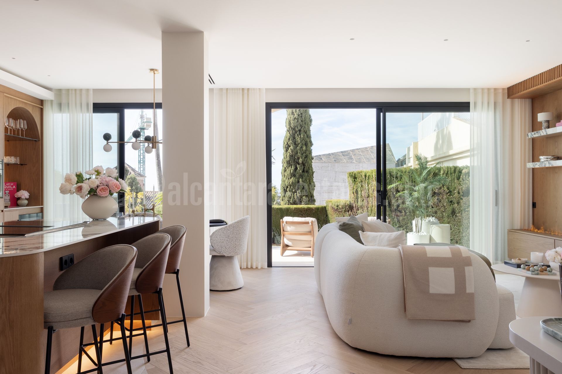 Town House in El Herrojo, Benahavis