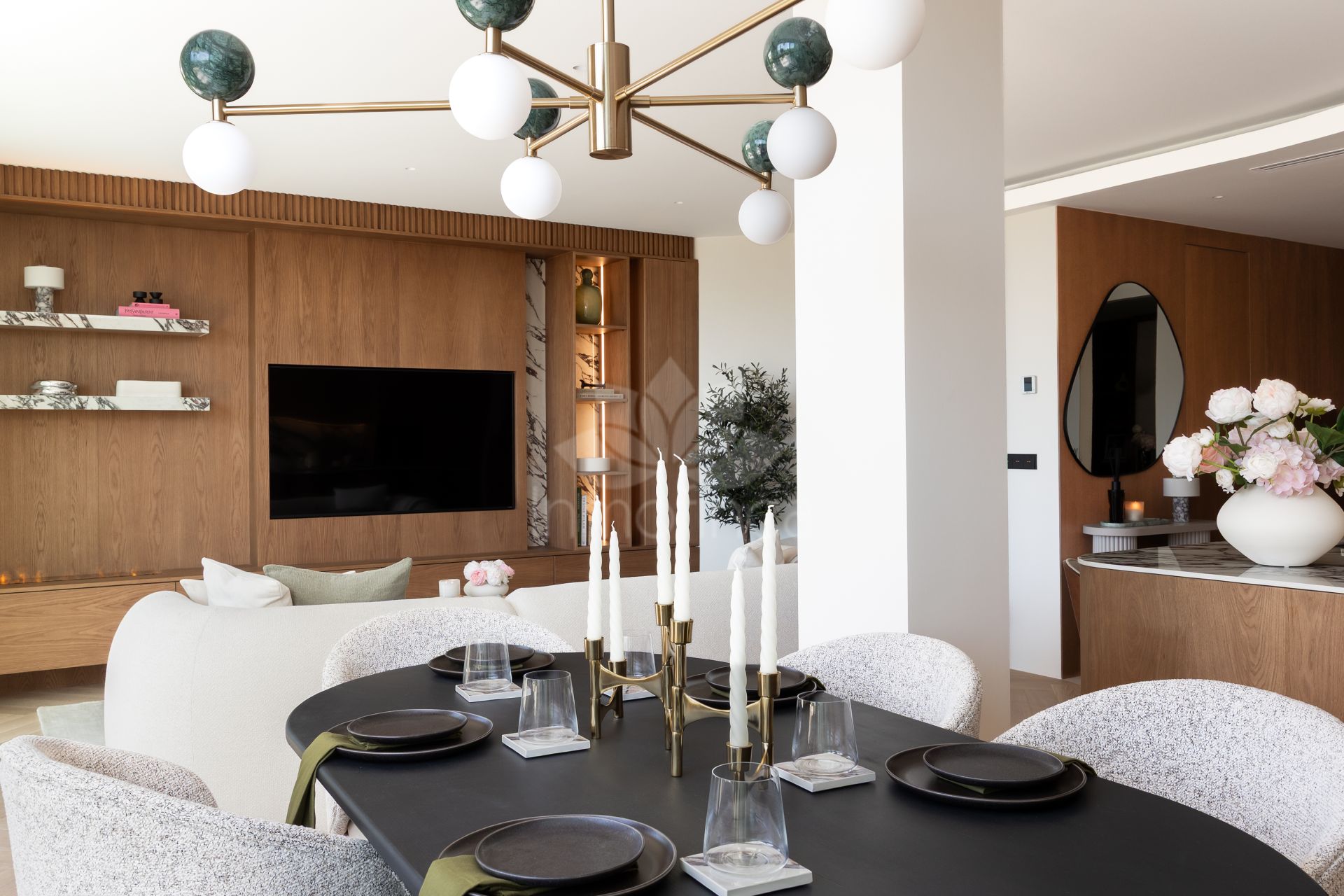 Adosado en El Herrojo, Benahavis