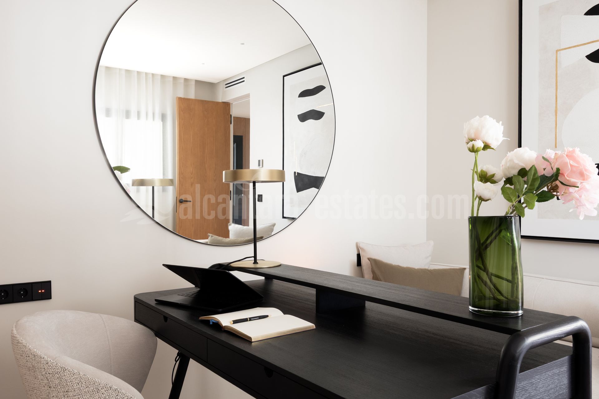 Town House in El Herrojo, Benahavis