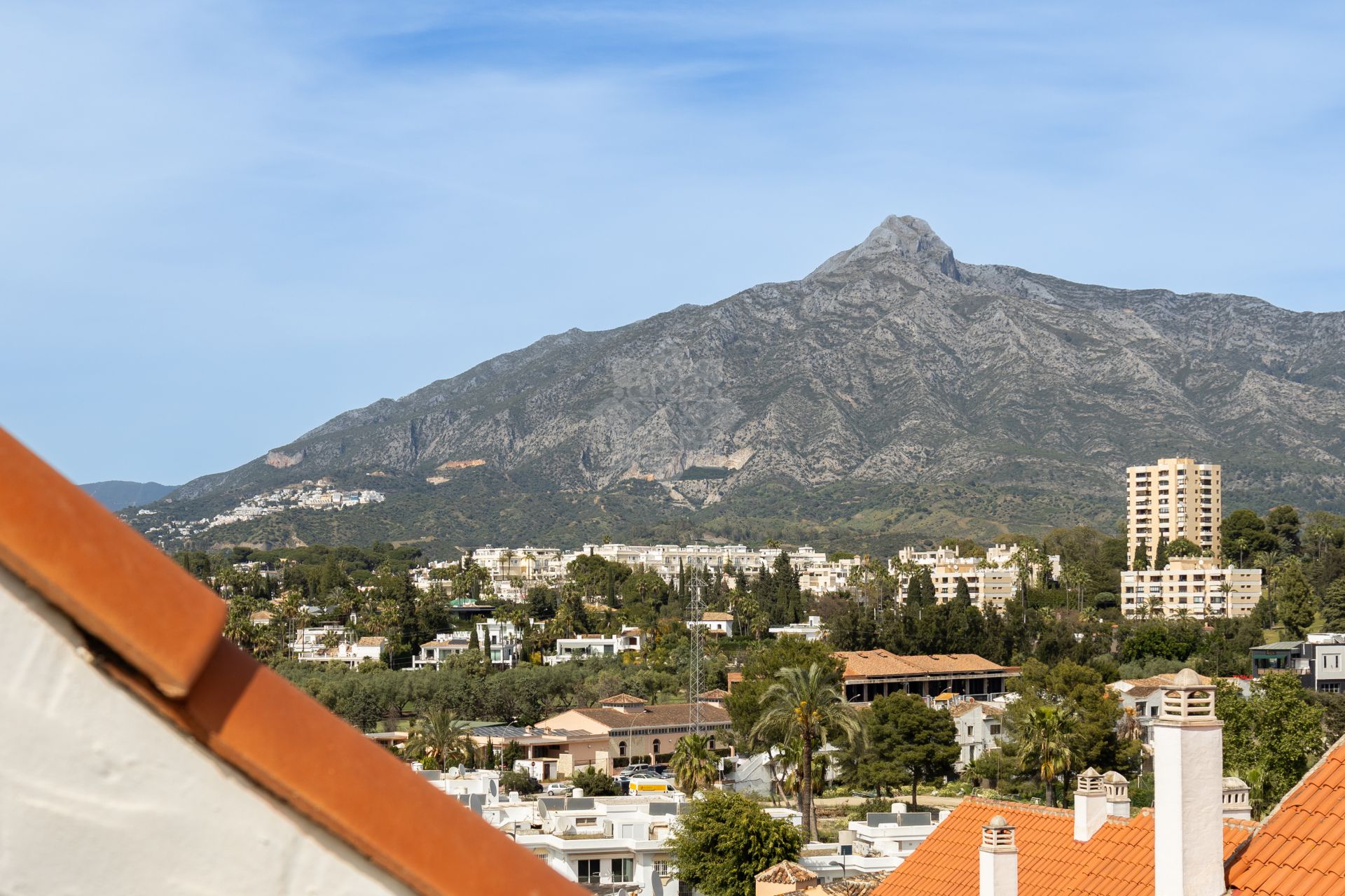 Duplex Penthouse w La Maestranza, Marbella
