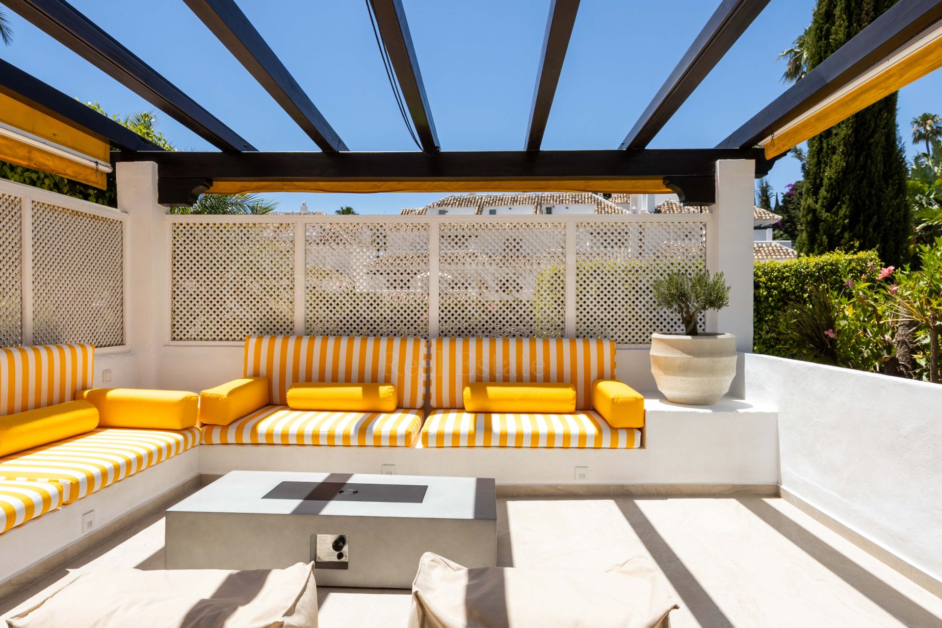 Apartamento en Aldea Blanca, Marbella