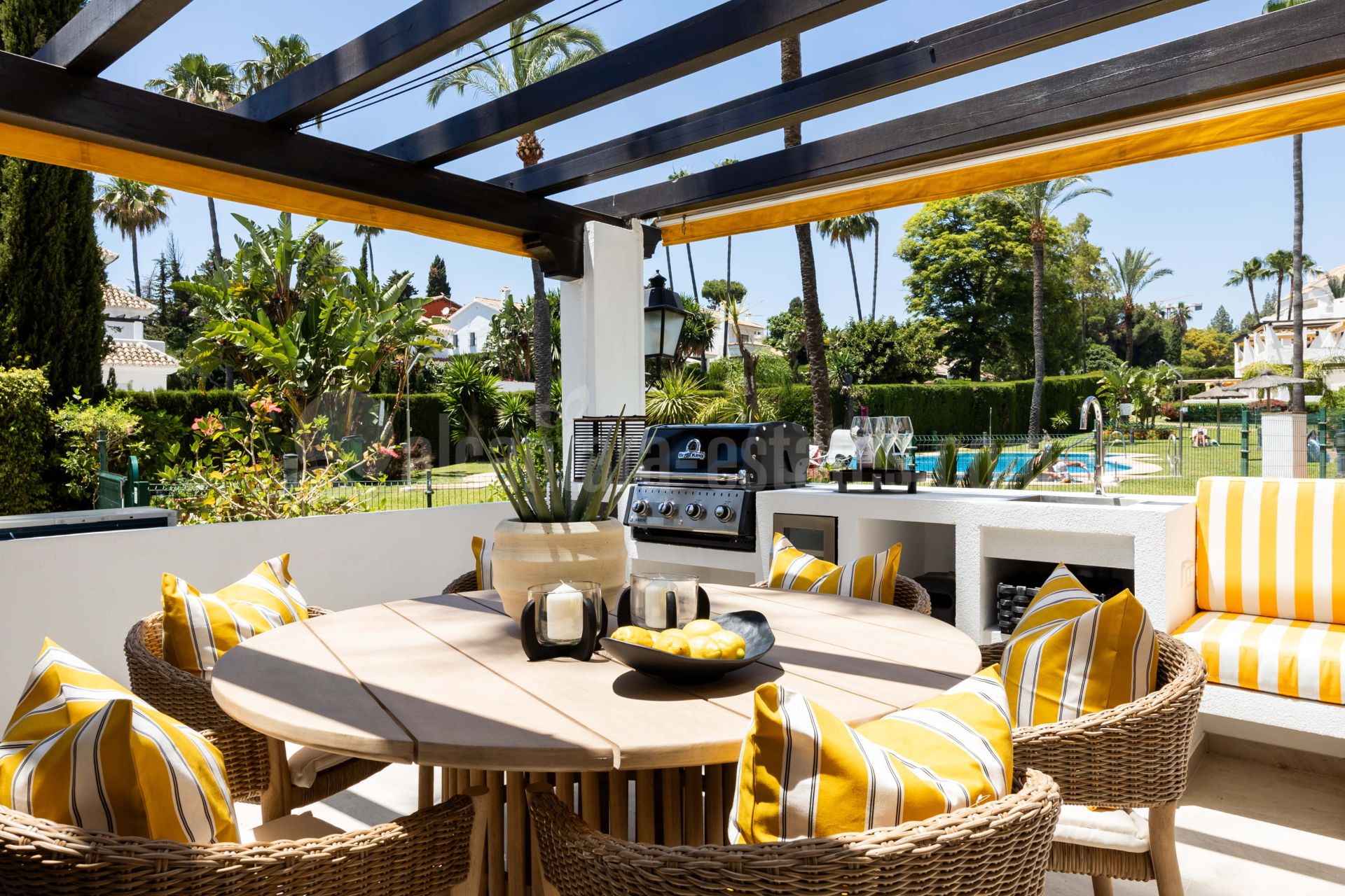 Apartment in Aldea Blanca, Marbella