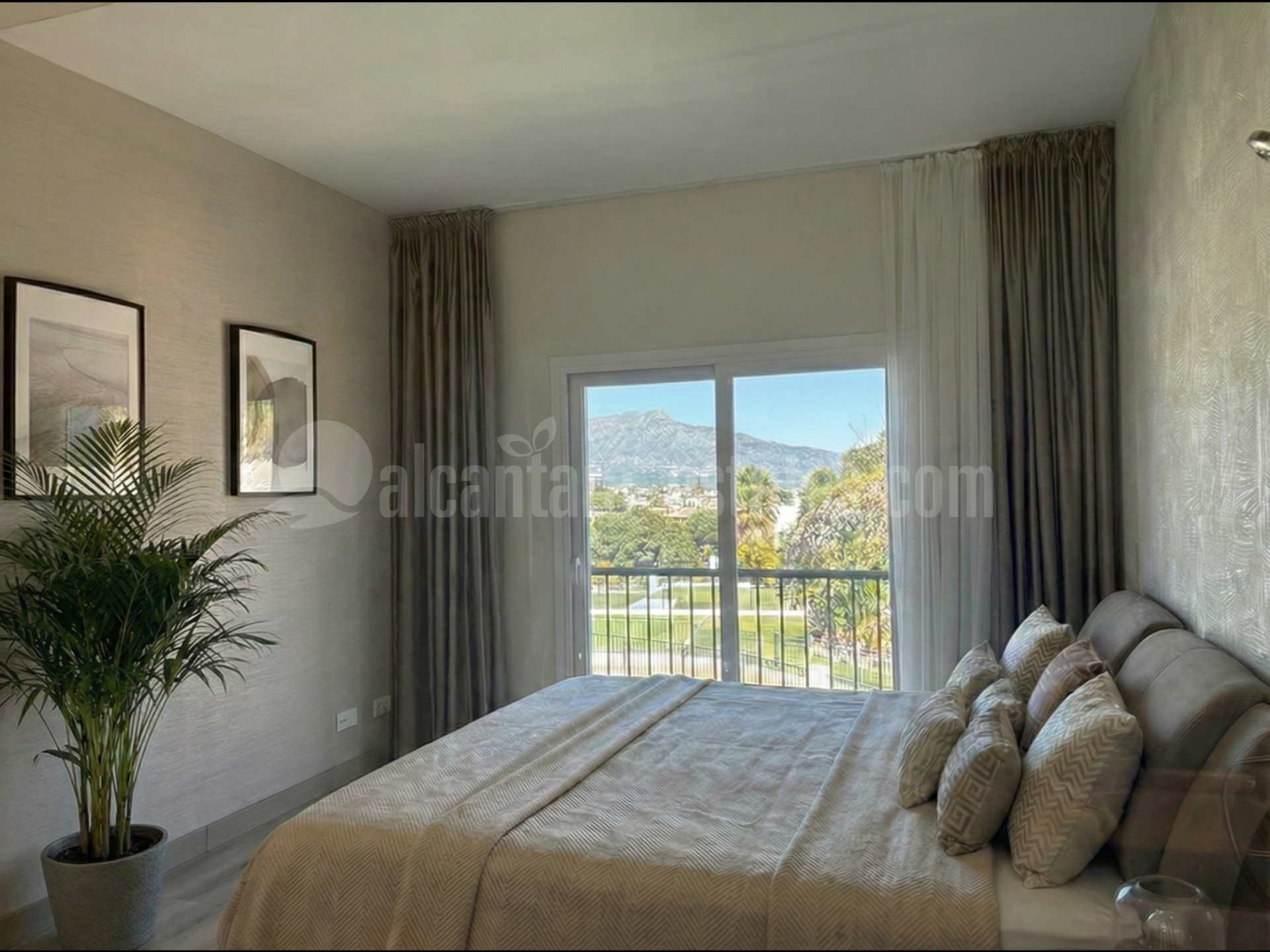 Penthouse in Paraiso Pueblo, Benahavis
