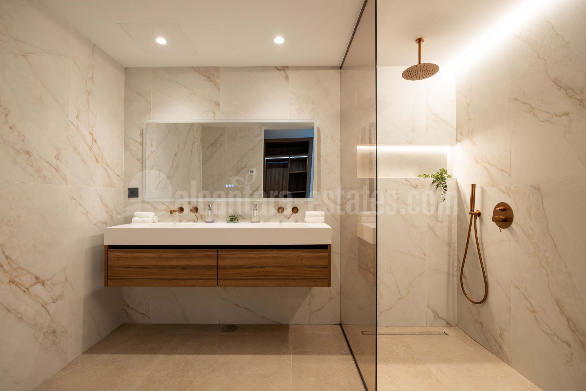 Apartment in Palacetes Los Belvederes, Marbella