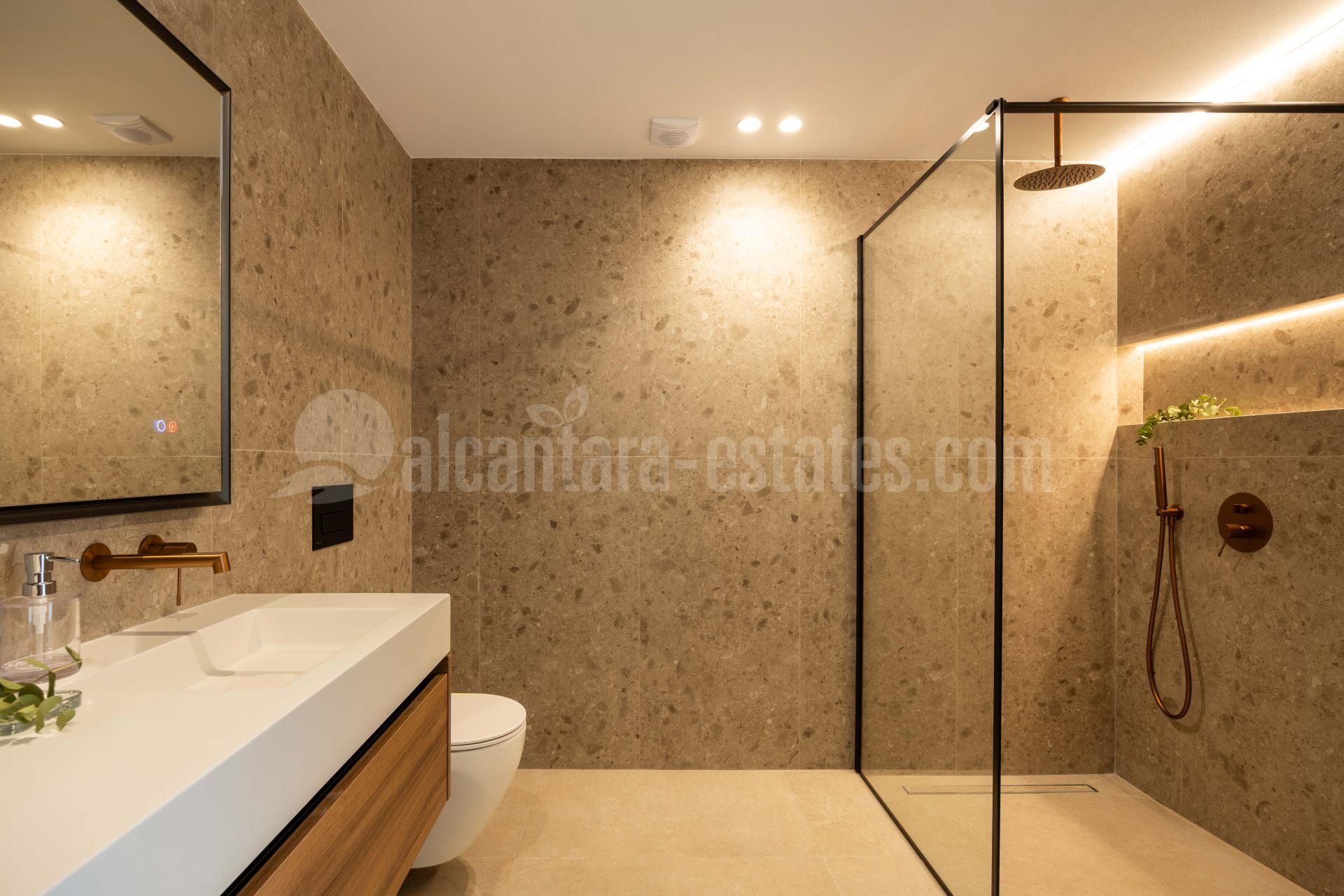 Apartment in Palacetes Los Belvederes, Marbella