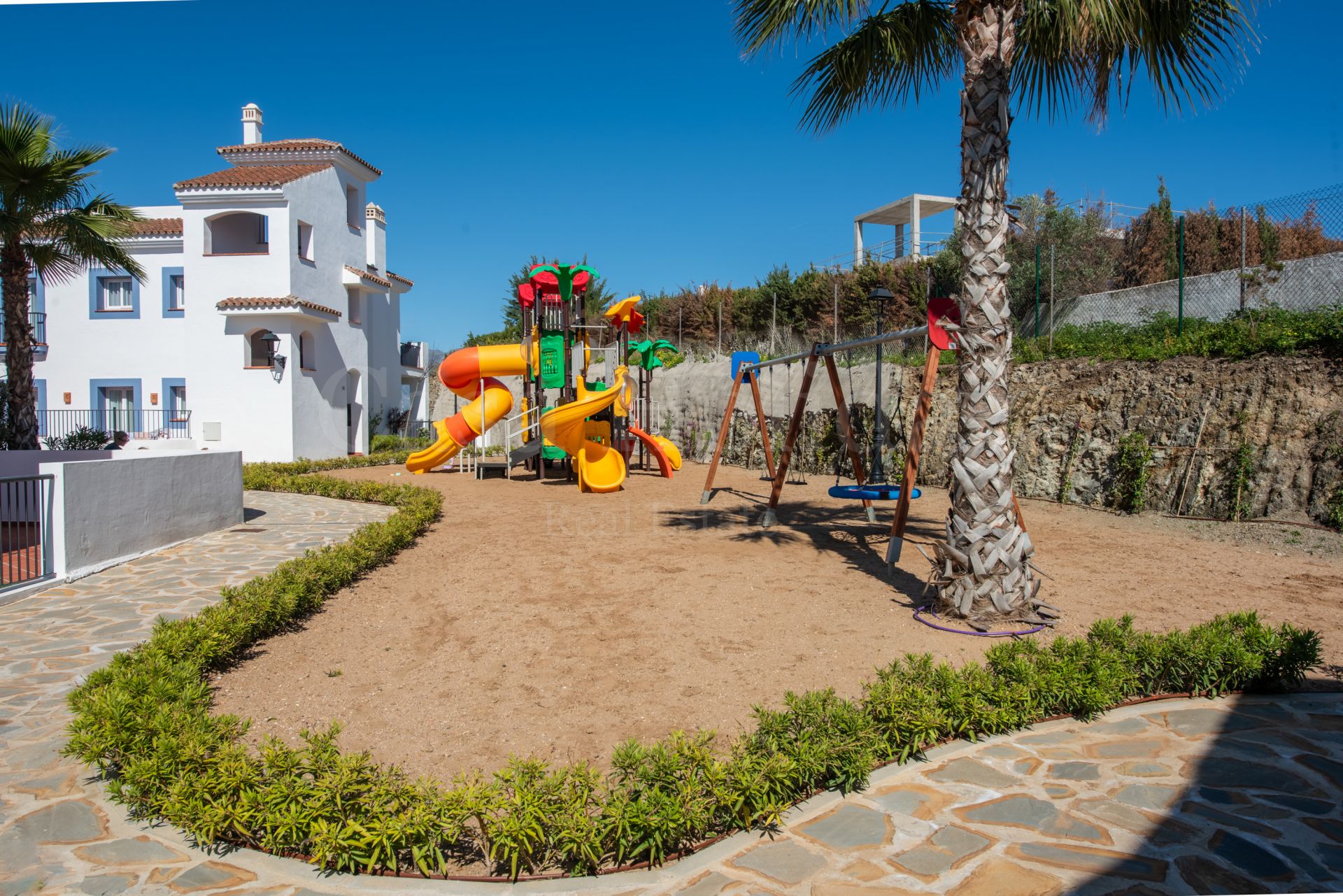 Penthouse in Paraiso Pueblo, Benahavis