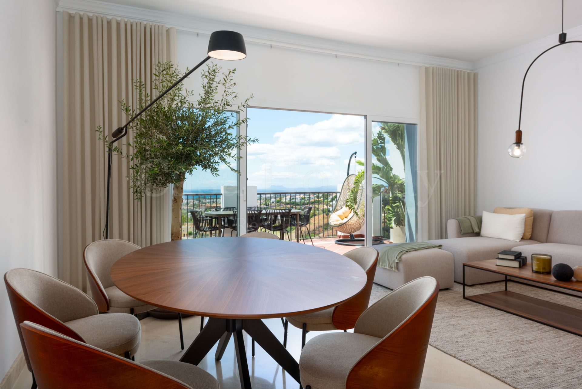 Penthouse in Paraiso Pueblo, Benahavis
