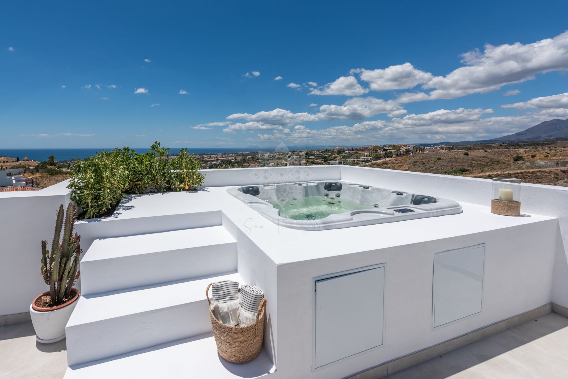 Penthouse in Paraiso Pueblo, Benahavis