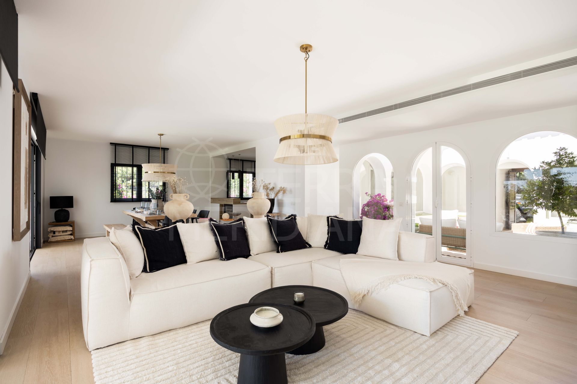 Villa in Los Altos del Paraiso, Estepona