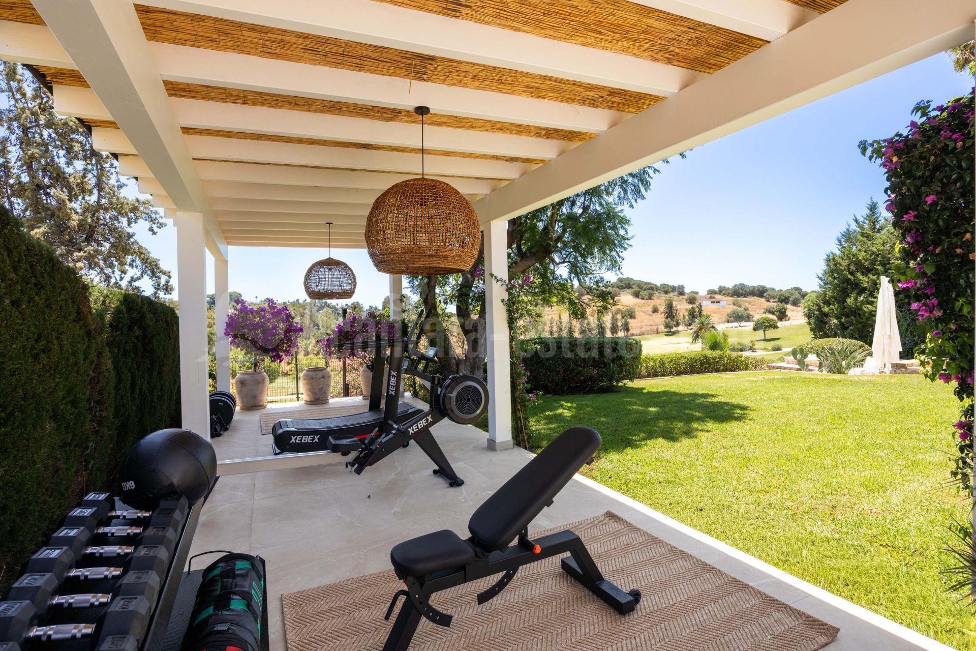 Villa en Altos del Paraiso, Benahavis