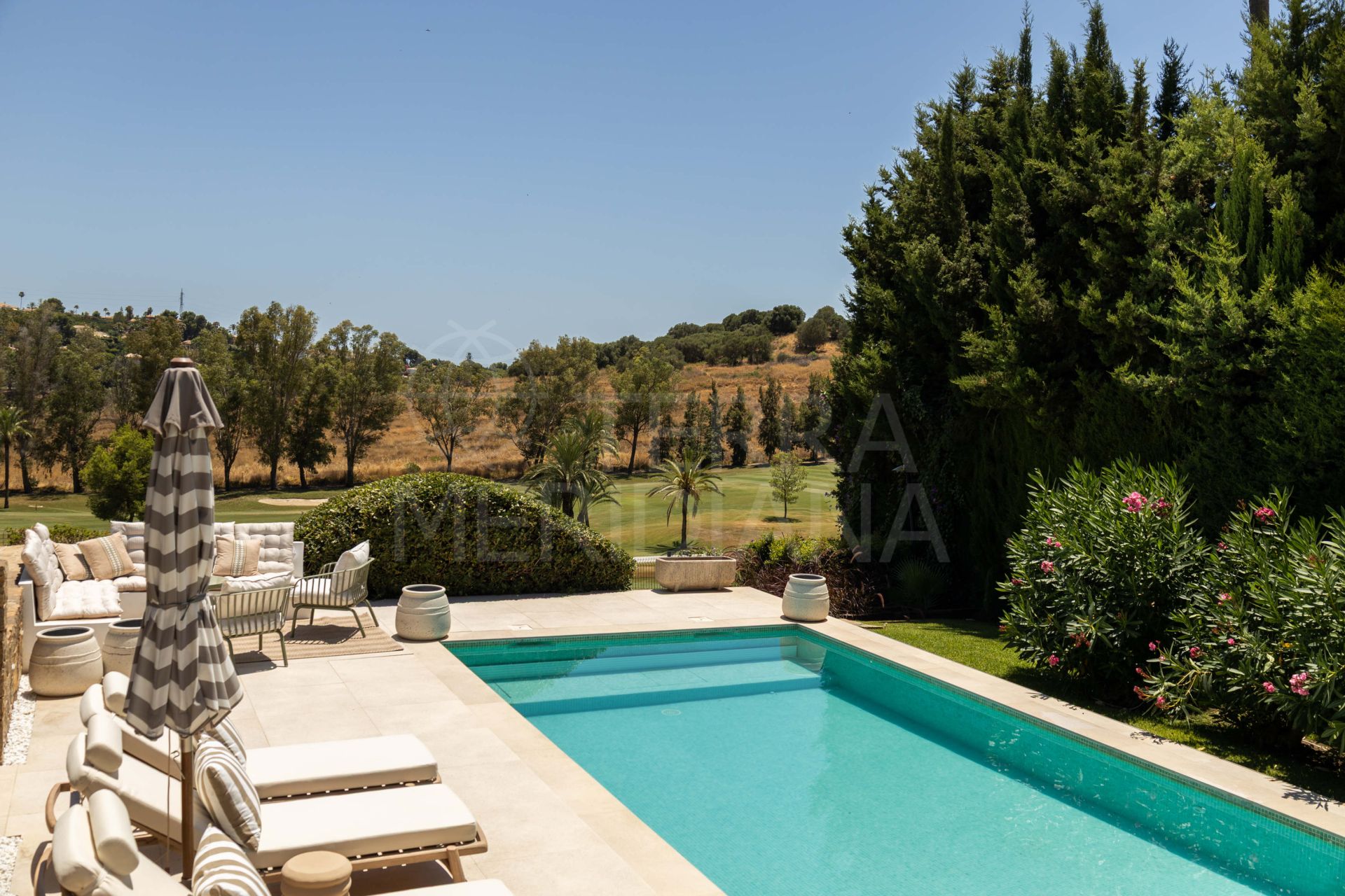 Villa in Los Altos del Paraiso, Estepona