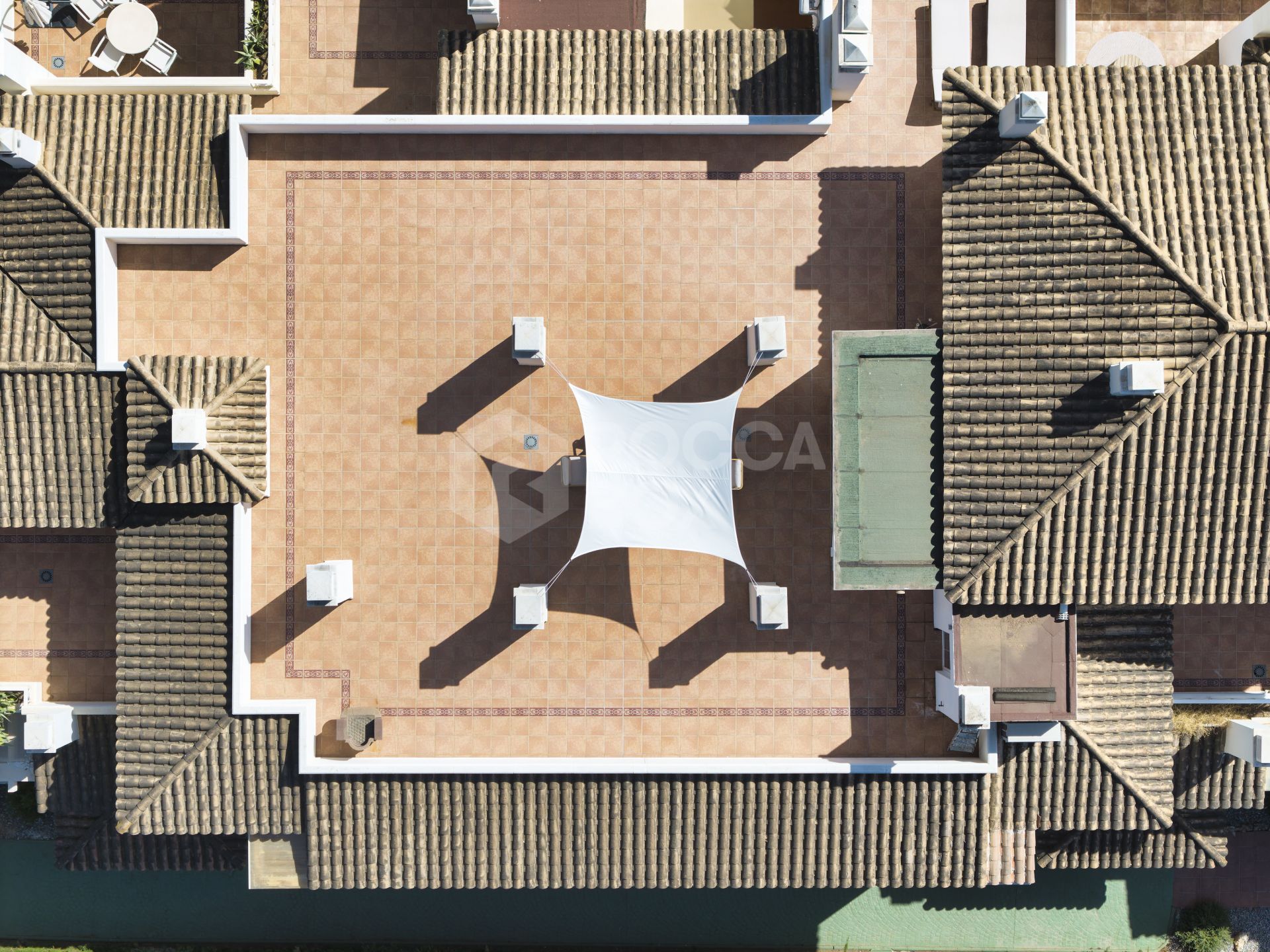 Fully Renovated Duplex Penthouse in Rio Real, Marbella East