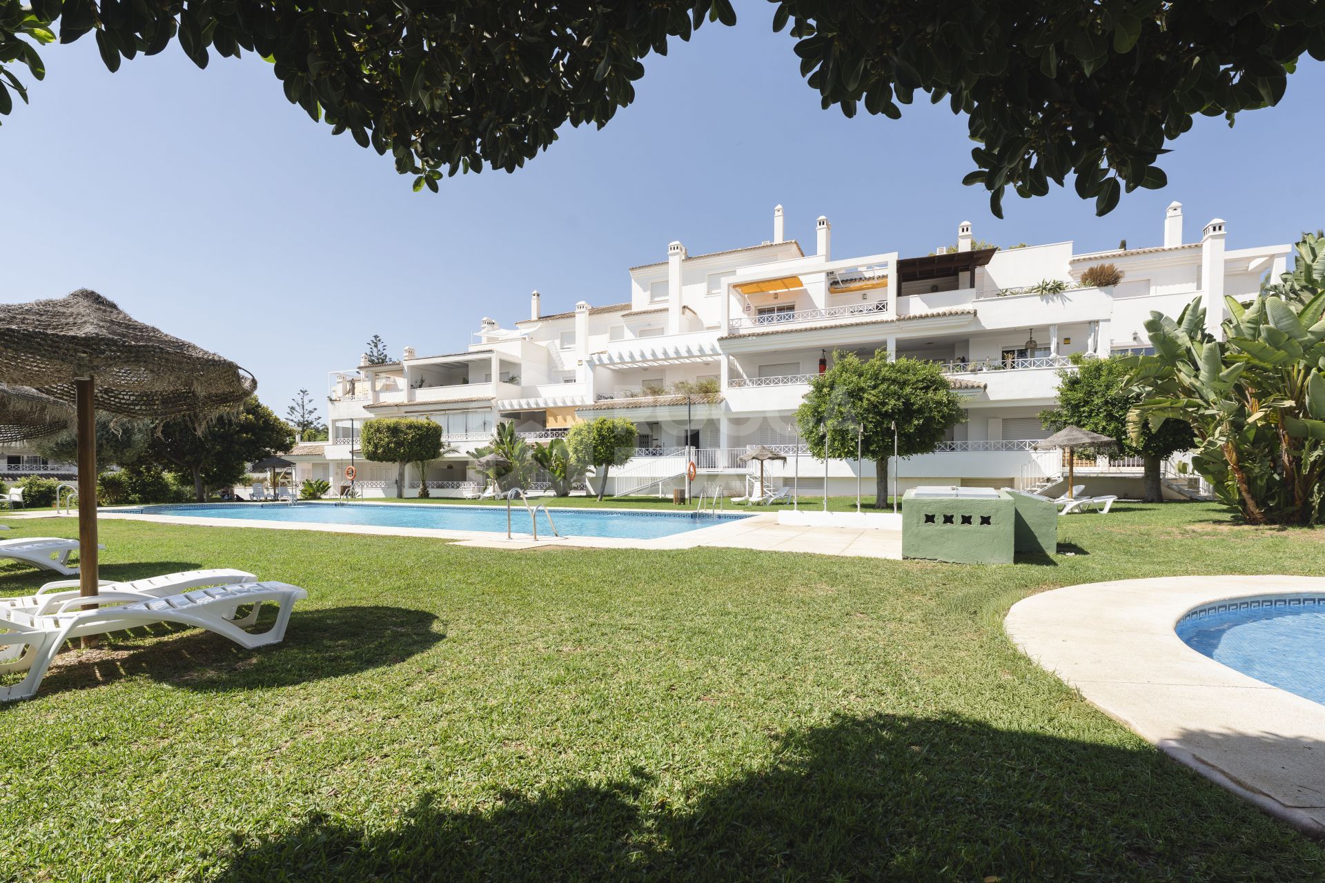 Fully Renovated Duplex Penthouse in Rio Real, Marbella East