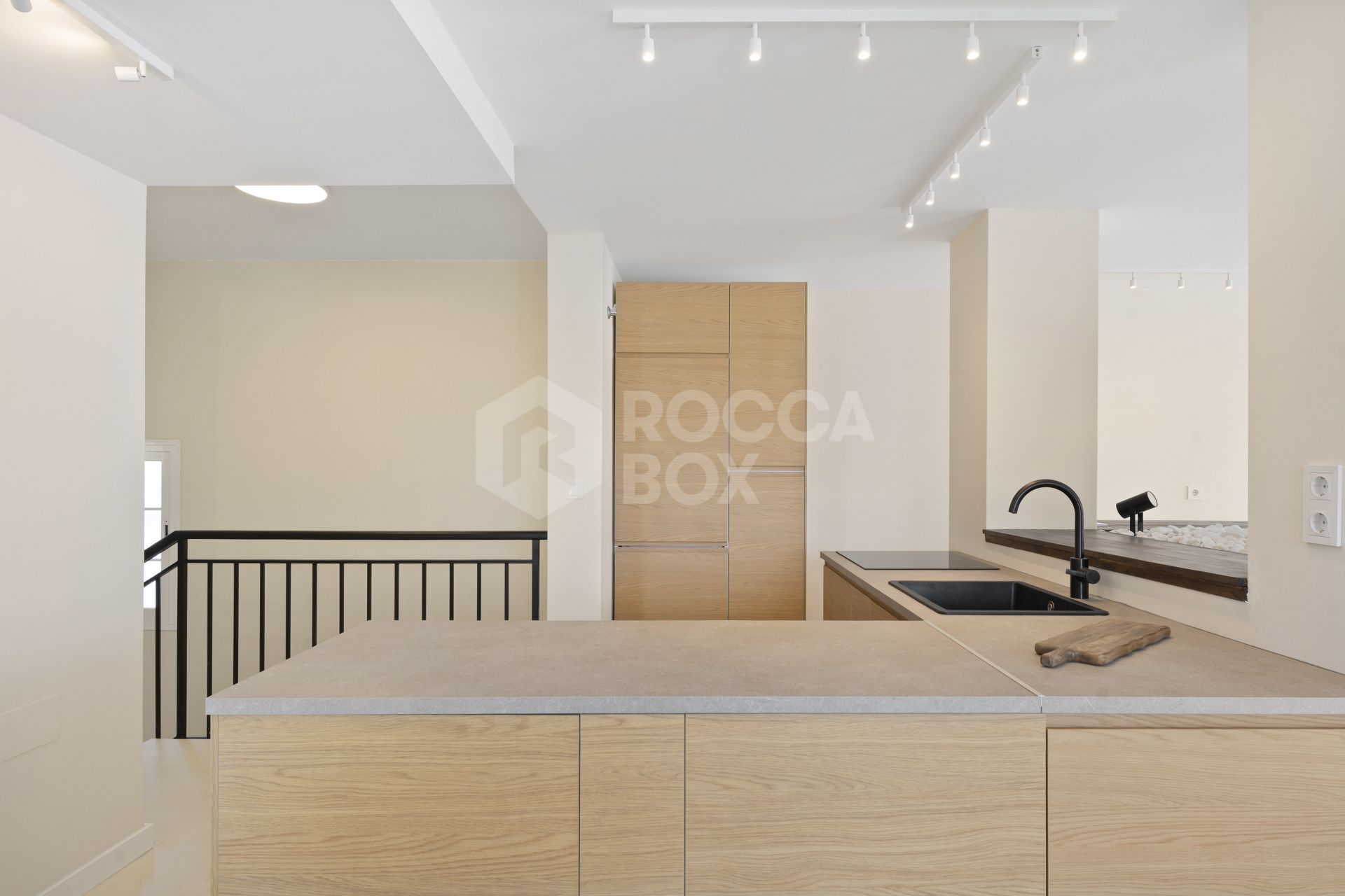 Fully Renovated Duplex Penthouse in Rio Real, Marbella East