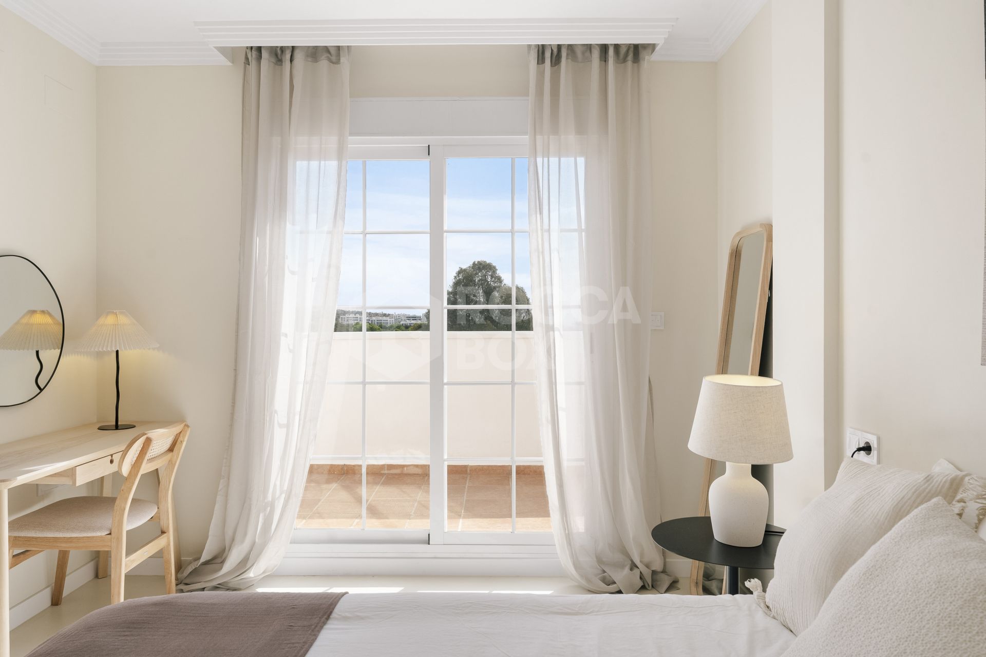 Fully Renovated Duplex Penthouse in Rio Real, Marbella East